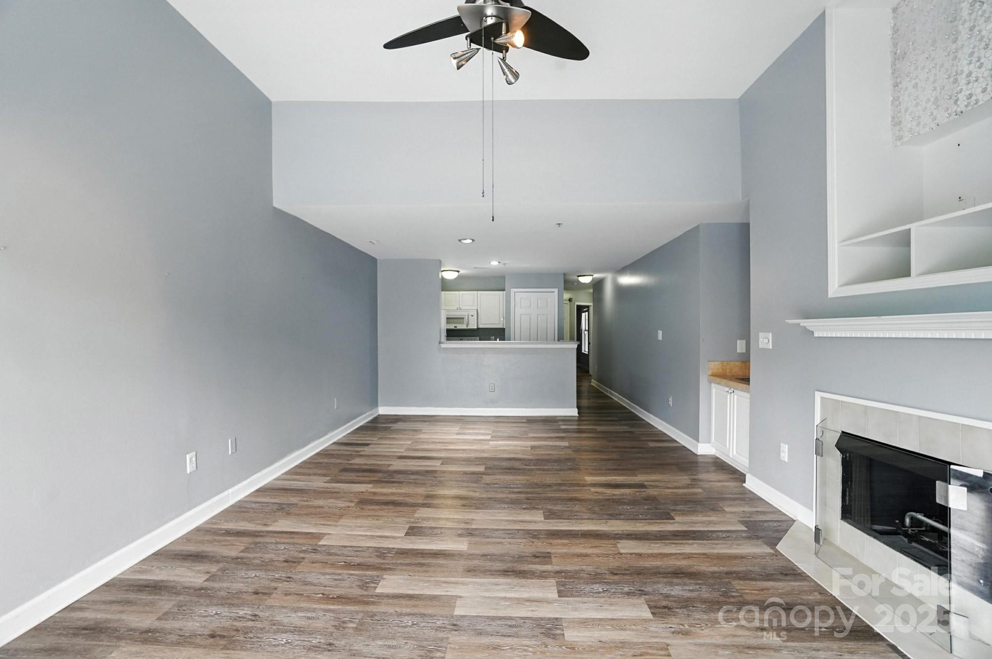 108 Pier 33 Drive 409 Property Photo 24