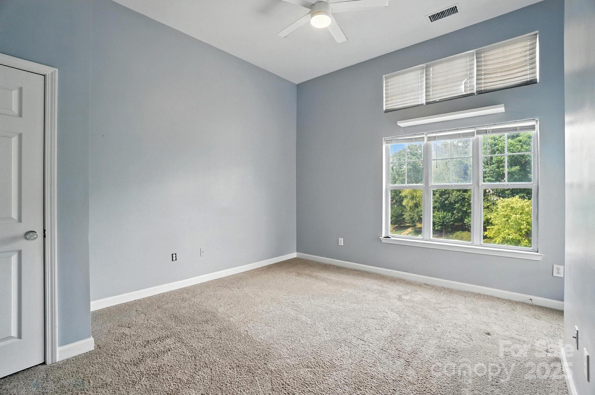 108 Pier 33 Drive 409 Property Photo 26