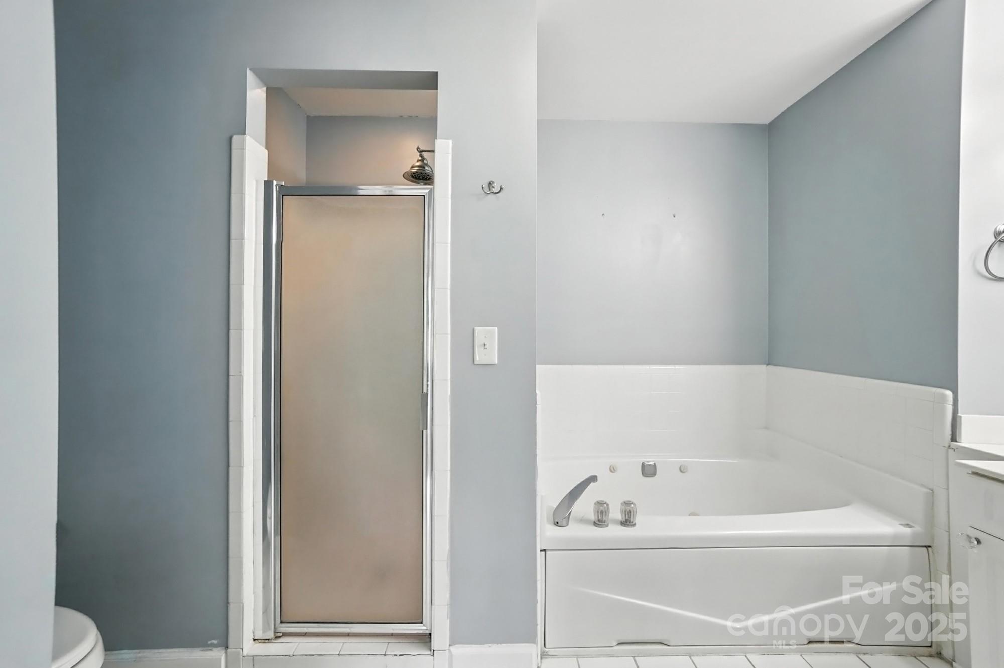 108 Pier 33 Drive 409 Property Photo 33