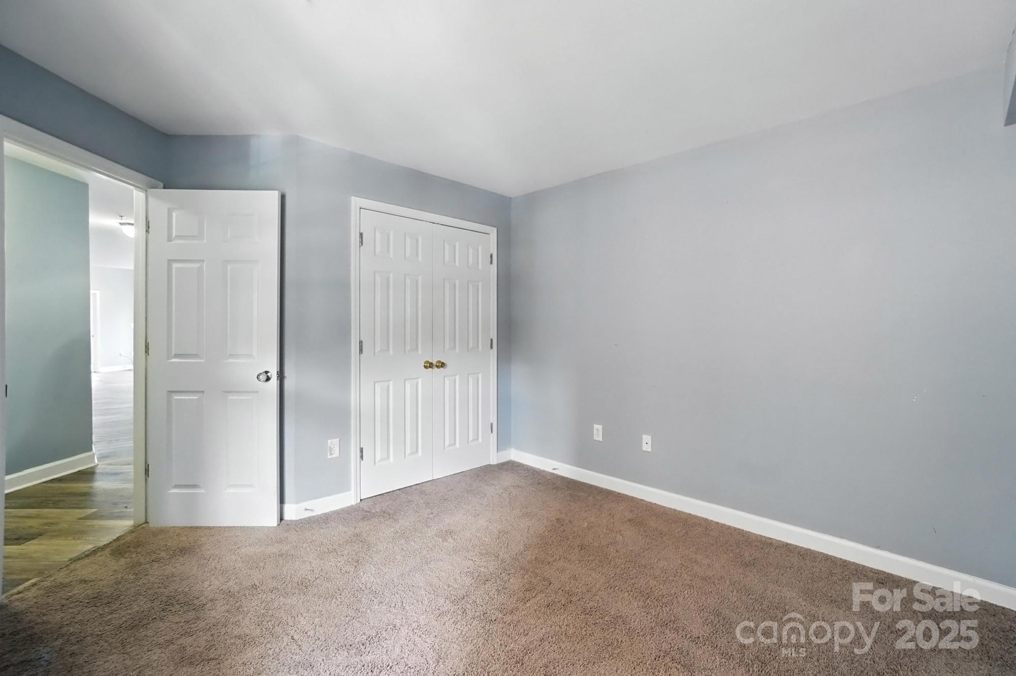 108 Pier 33 Drive 409 Property Photo 35