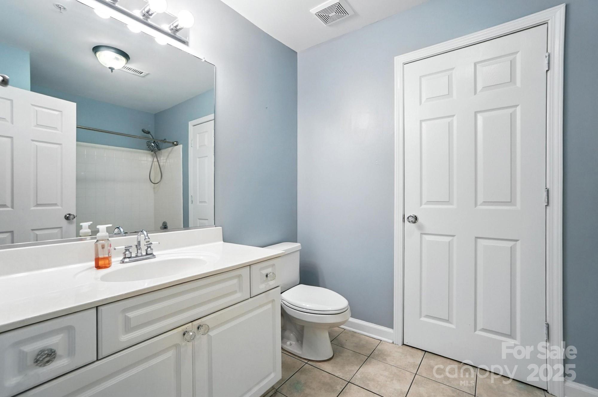 108 Pier 33 Drive 409 Property Photo 38