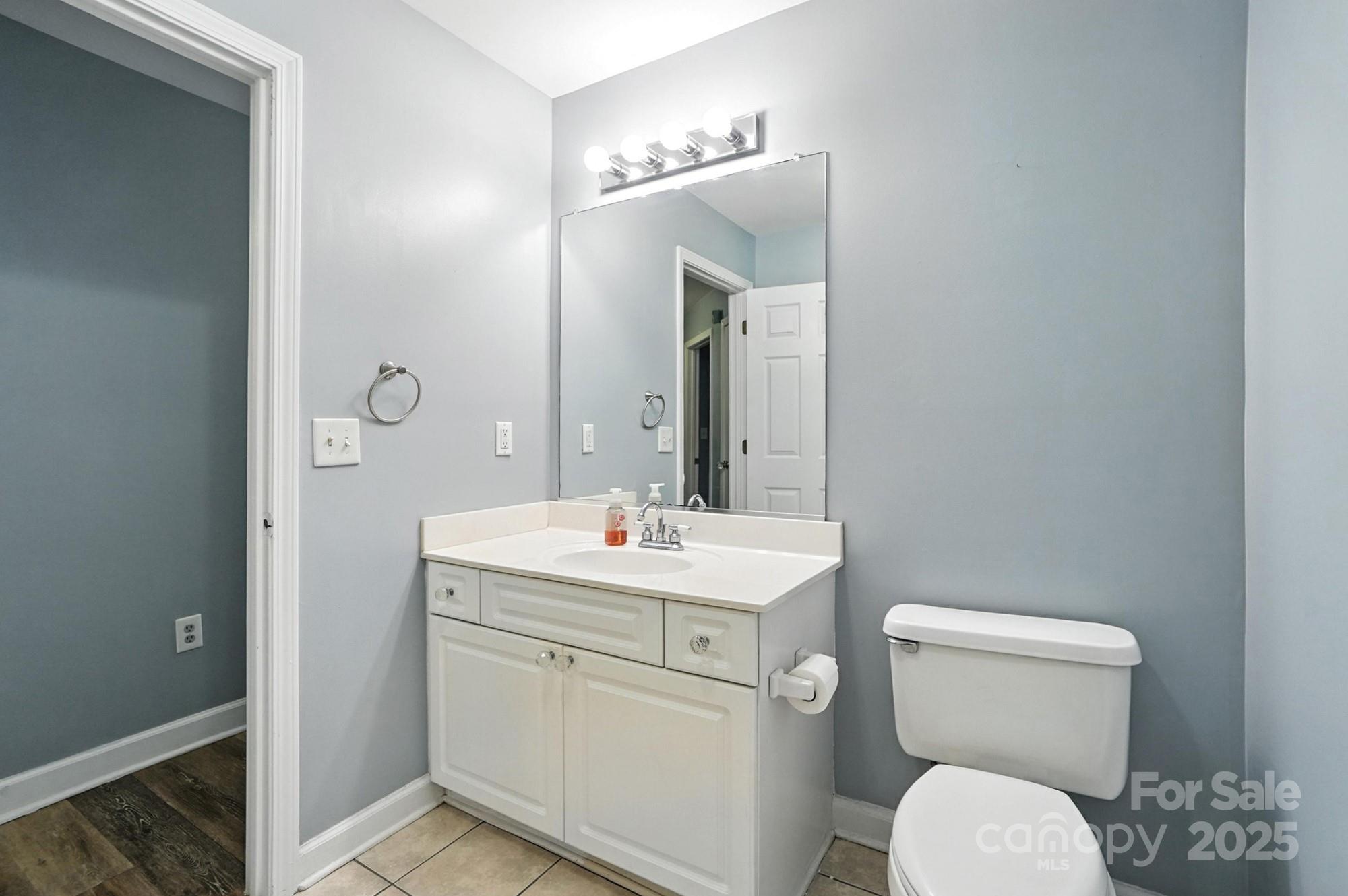 108 Pier 33 Drive 409 Property Photo 39