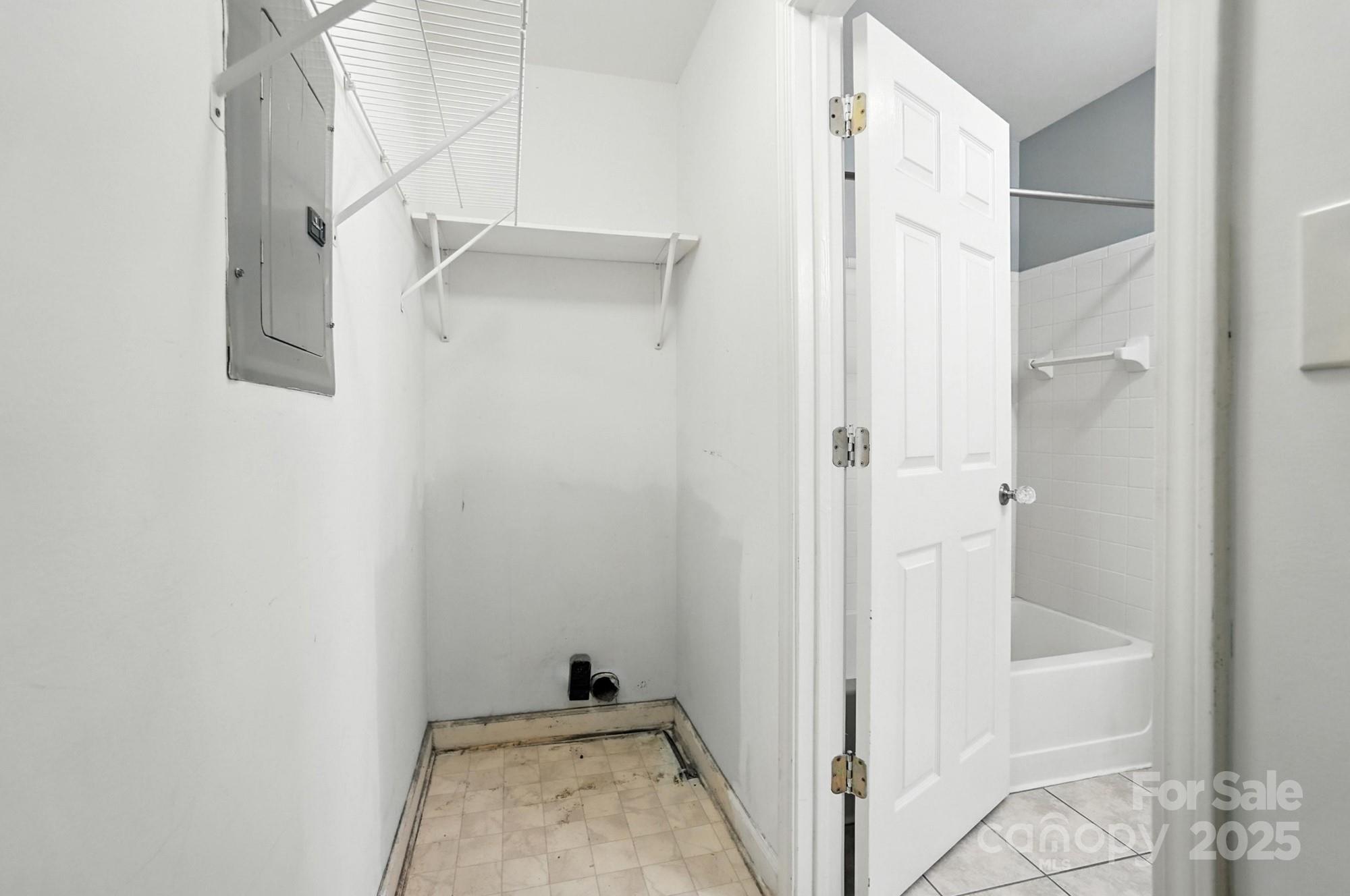 108 Pier 33 Drive 409 Property Photo 42