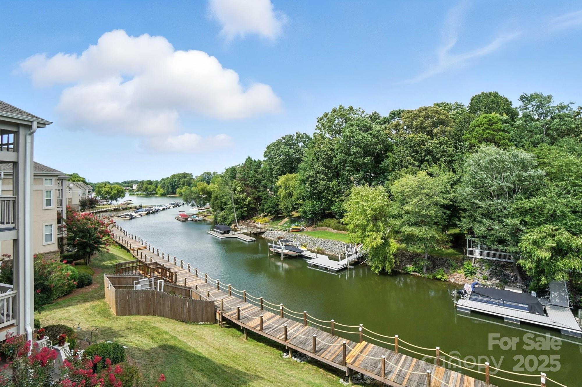 108 Pier 33 Drive 409 Property Photo 47