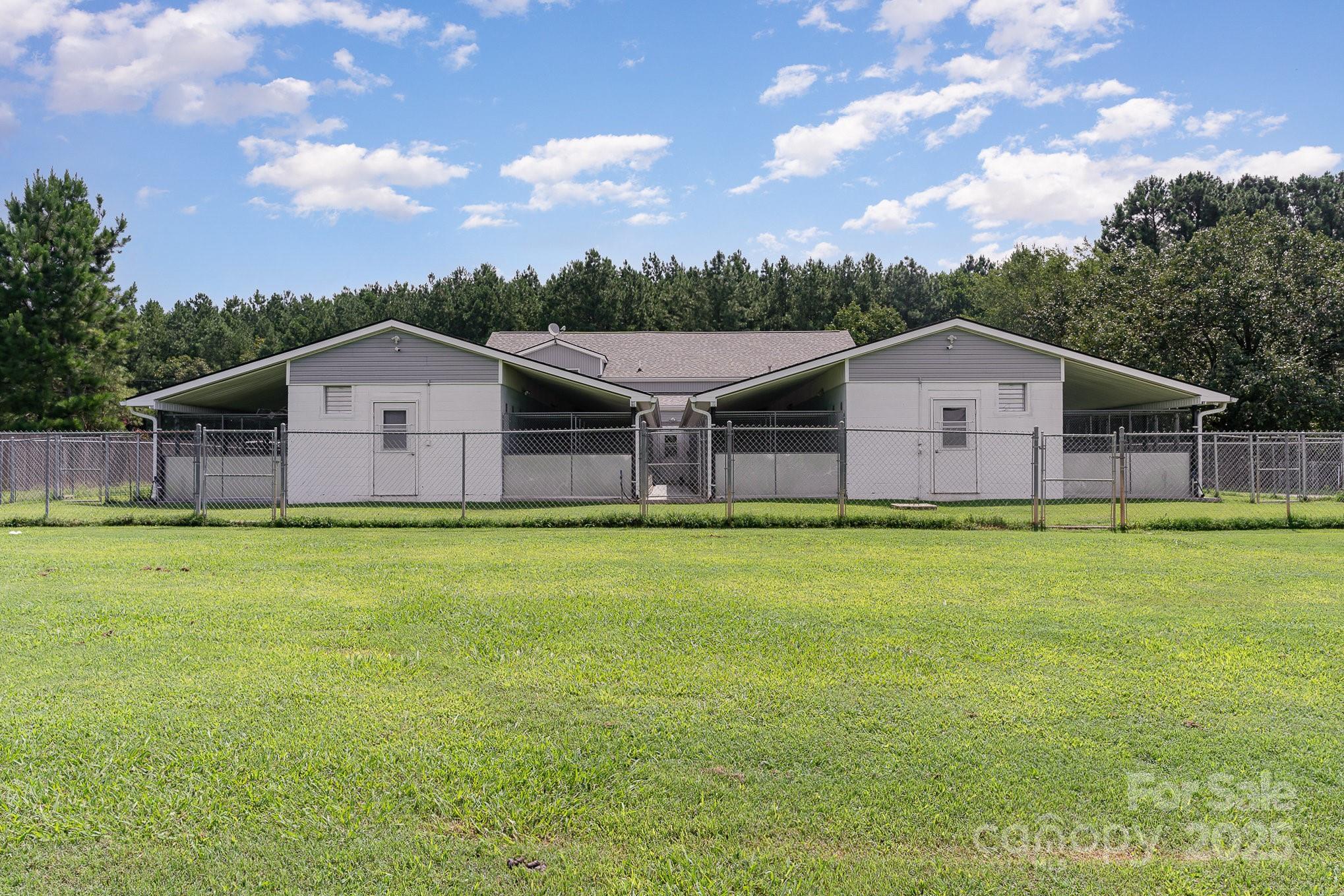 1776 Walter Bowen Road Property Photo 6