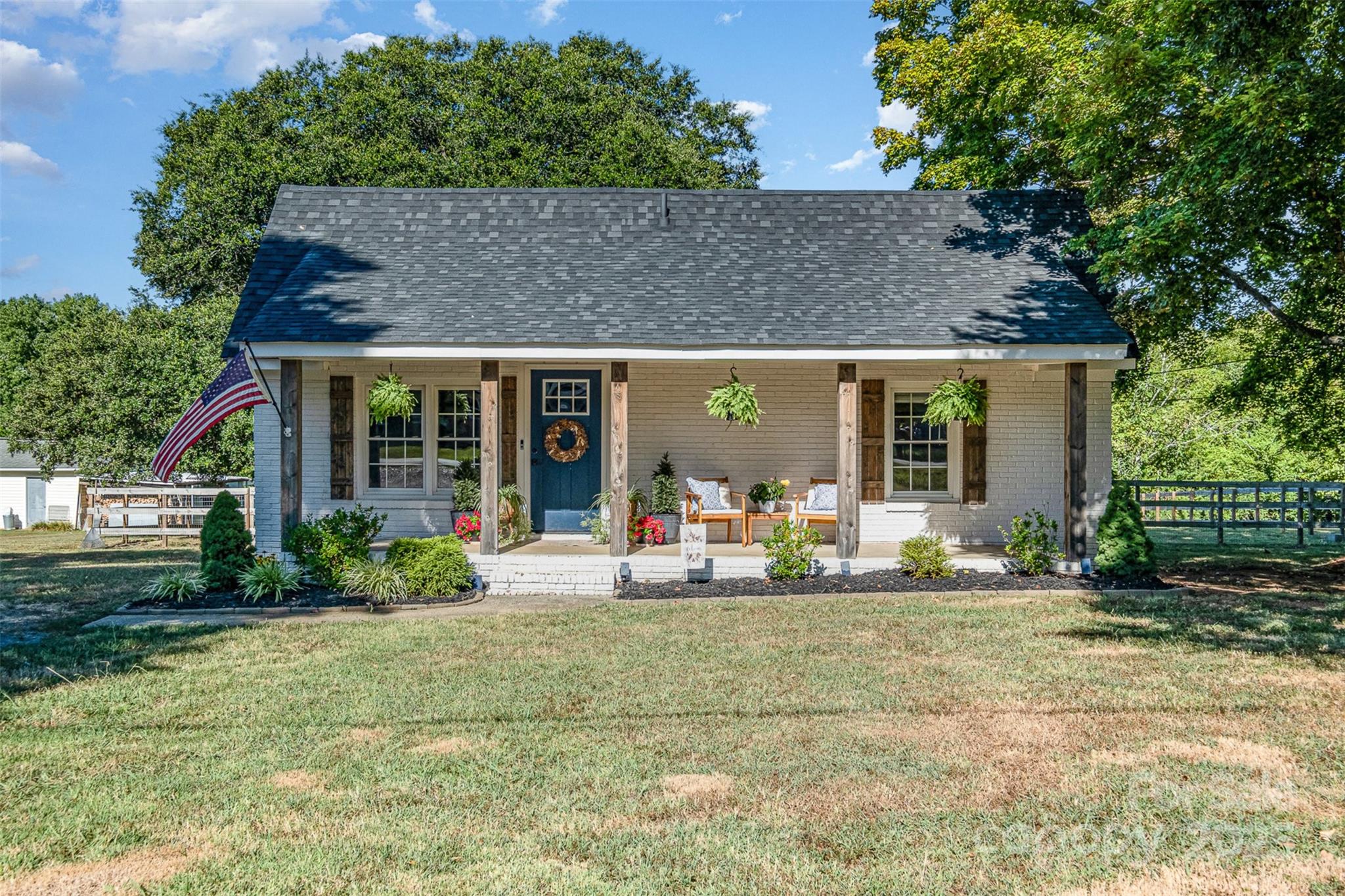 754 Rubens Road Property Photo 1