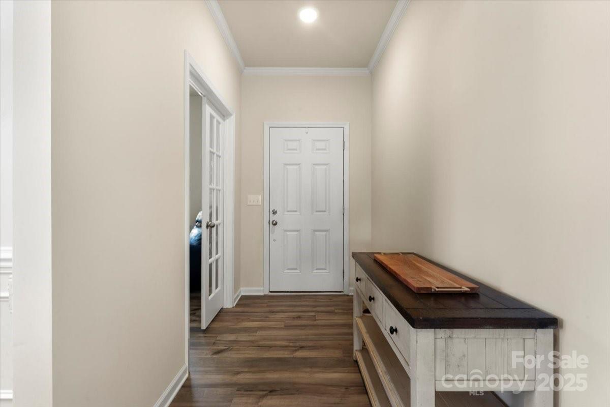 5542 Soft Shell Drive Property Photo 2