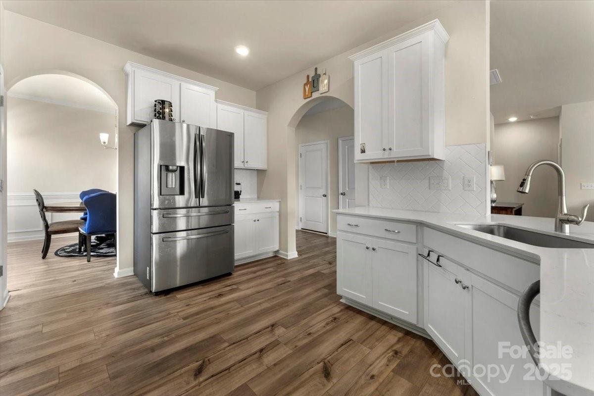 5542 Soft Shell Drive Property Photo 7