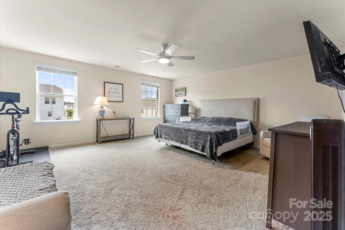 5542 Soft Shell Drive Property Photo 20