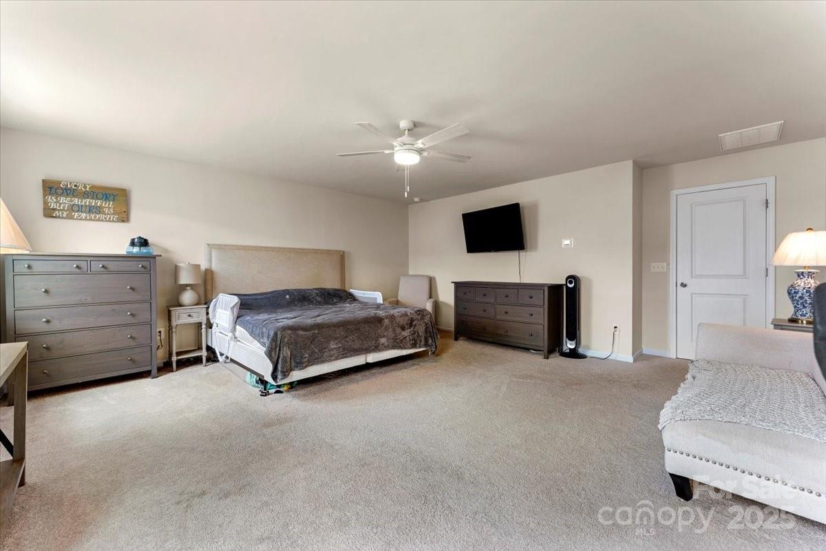 5542 Soft Shell Drive Property Photo 21