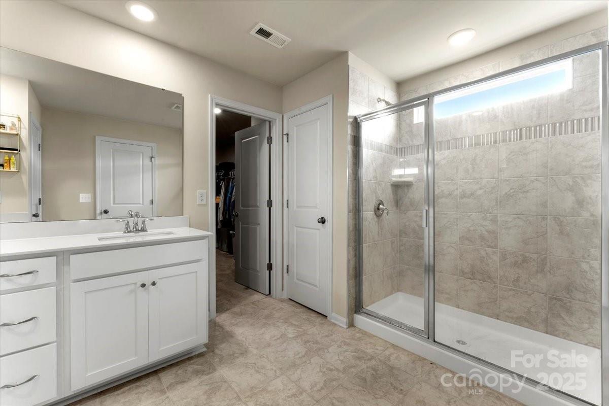 5542 Soft Shell Drive Property Photo 24