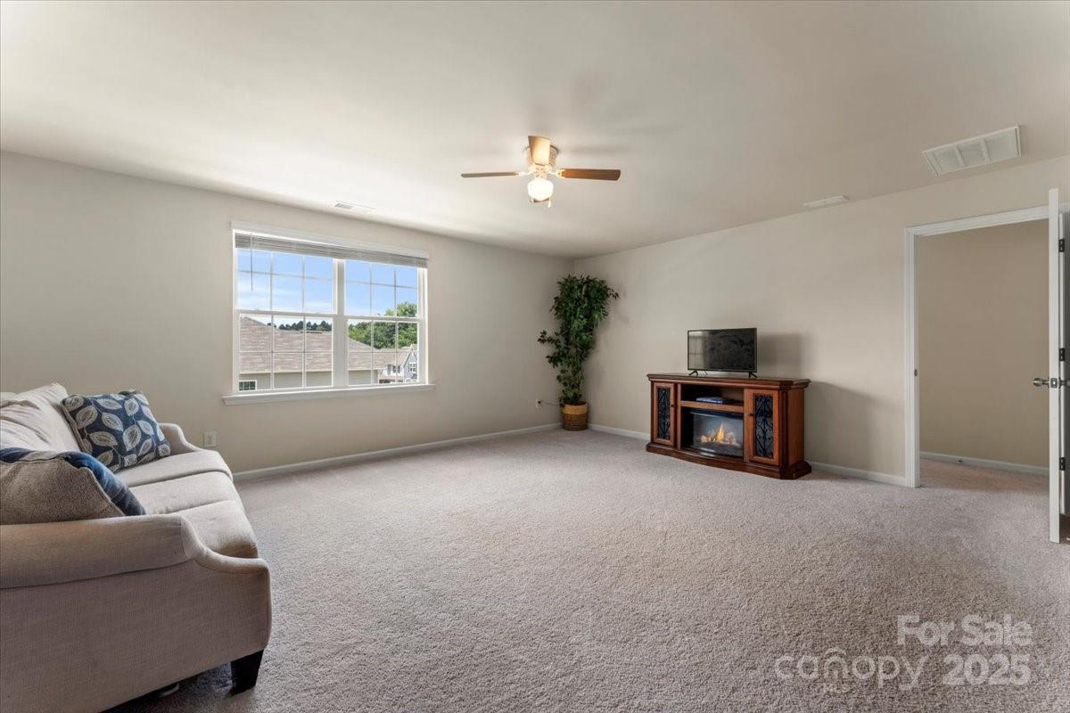 5542 Soft Shell Drive Property Photo 37