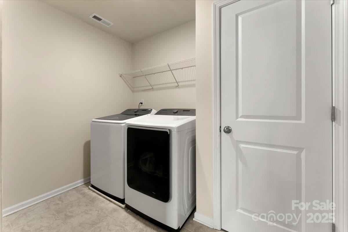 5542 Soft Shell Drive Property Photo 38
