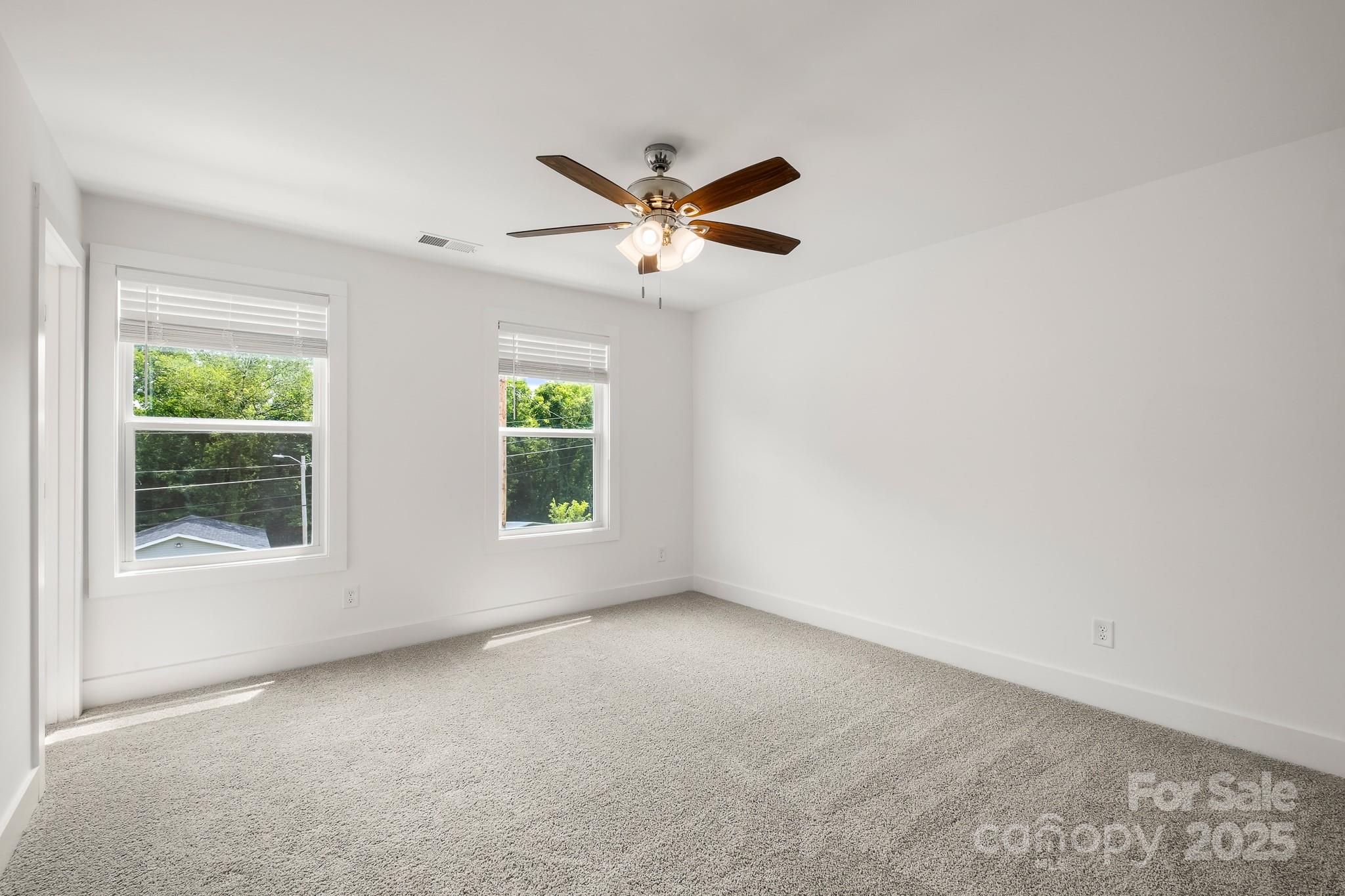 905 Elizabeth Avenue Property Photo 16