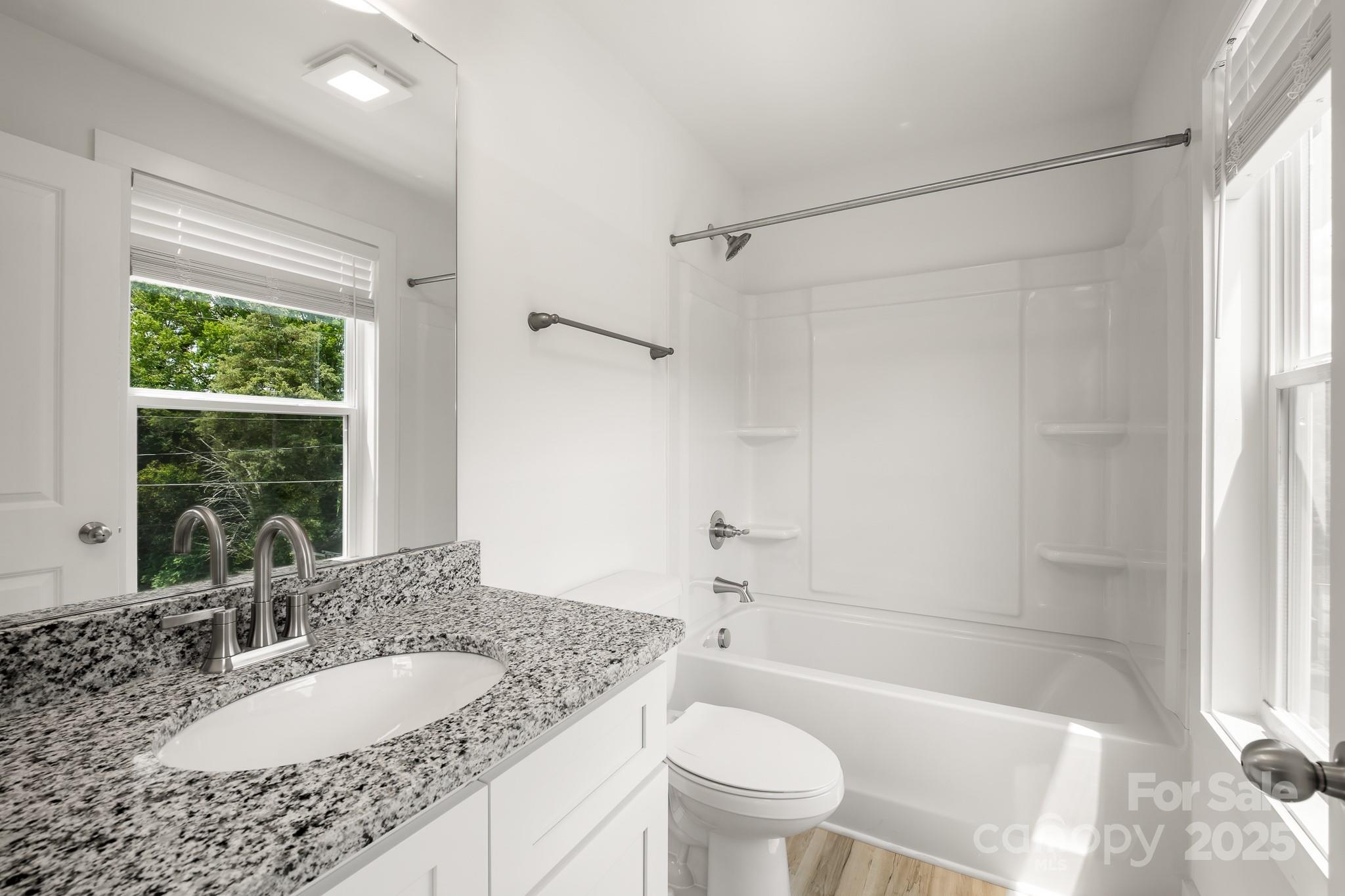 905 Elizabeth Avenue Property Photo 19