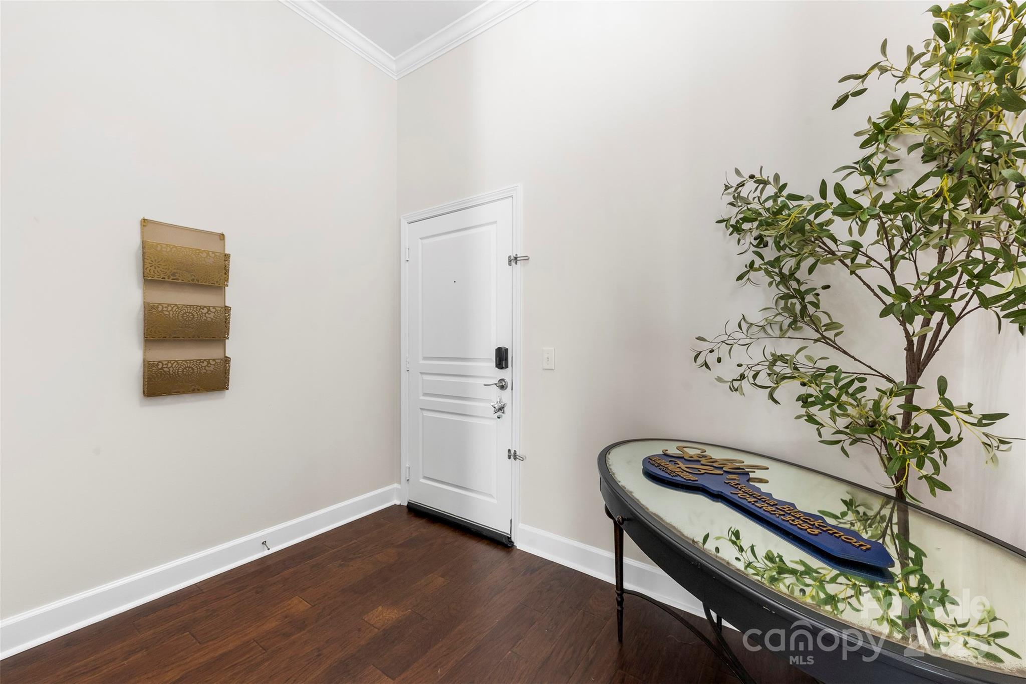 1315 E Boulevard Boulevard 204 Property Photo 4