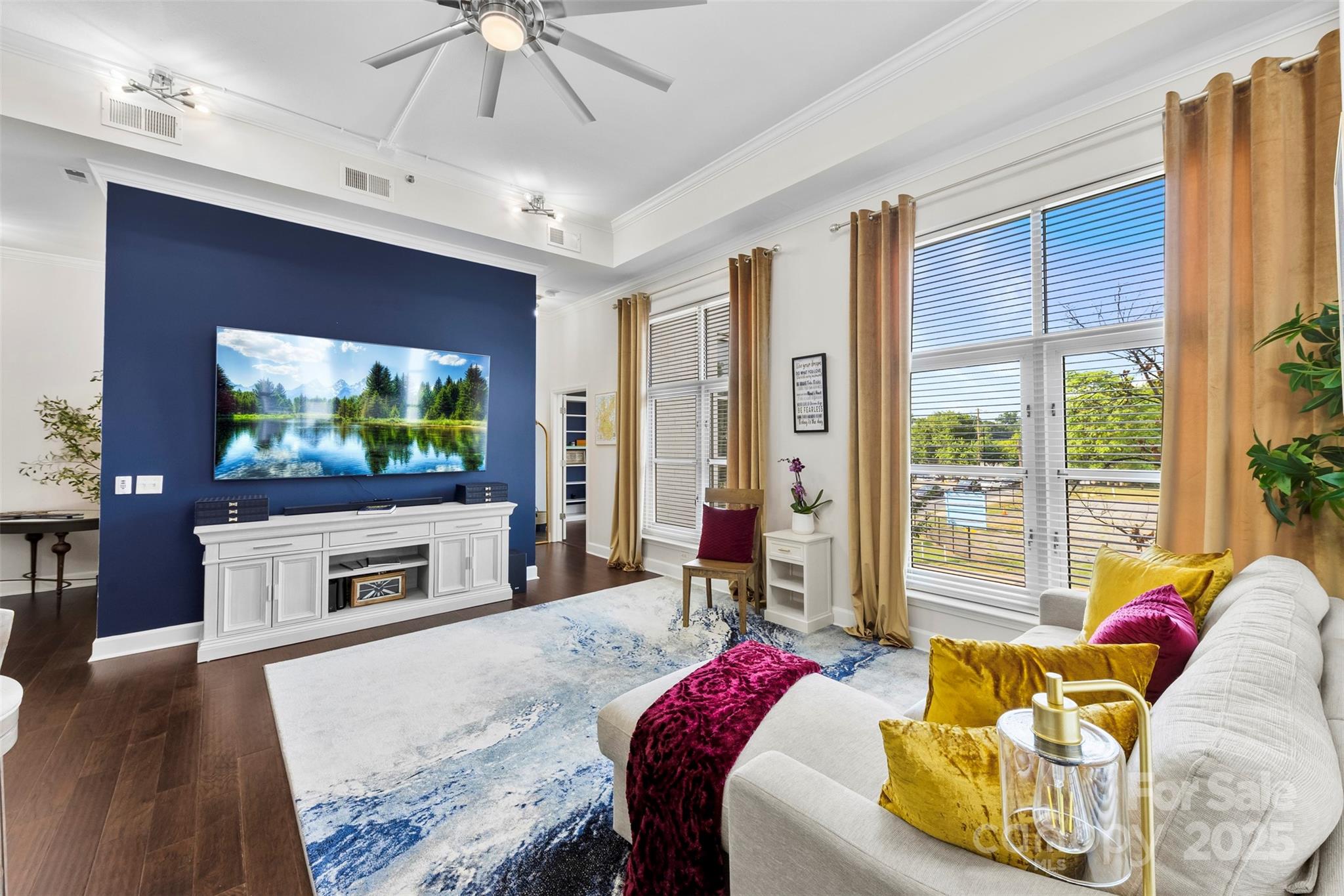 1315 E Boulevard Boulevard 204 Property Photo 8