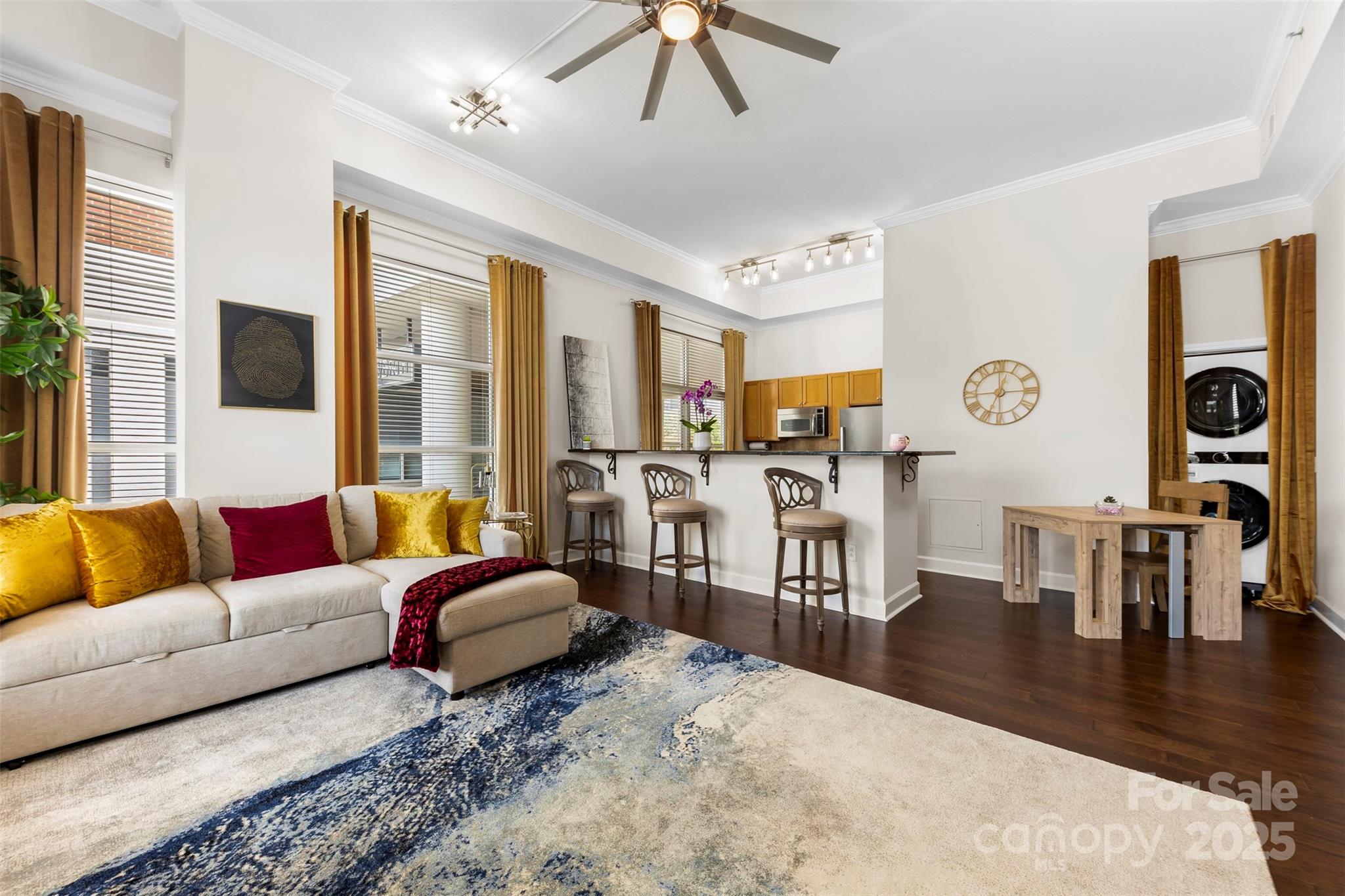 1315 E Boulevard Boulevard 204 Property Photo 10