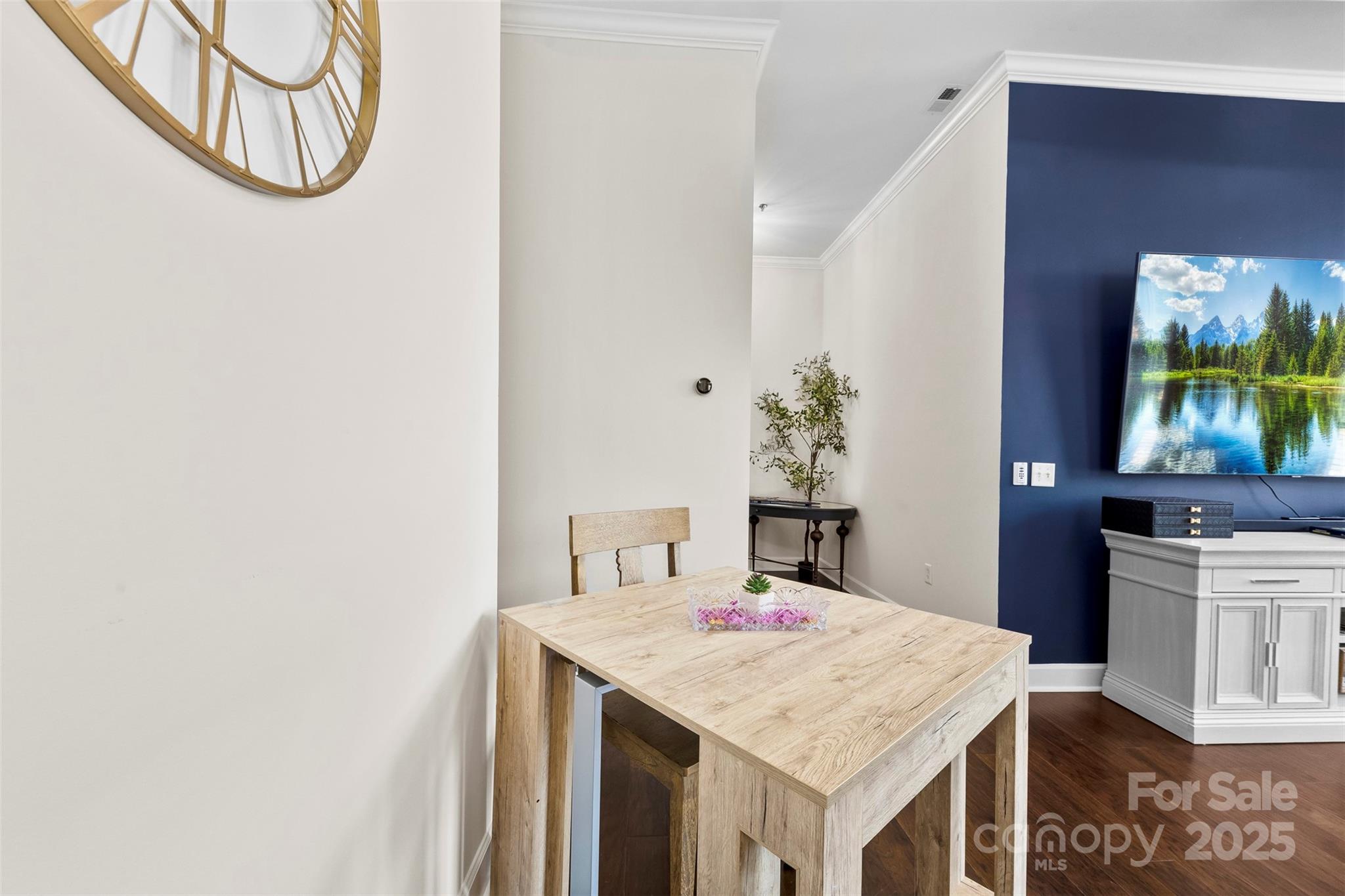 1315 E Boulevard Boulevard 204 Property Photo 22