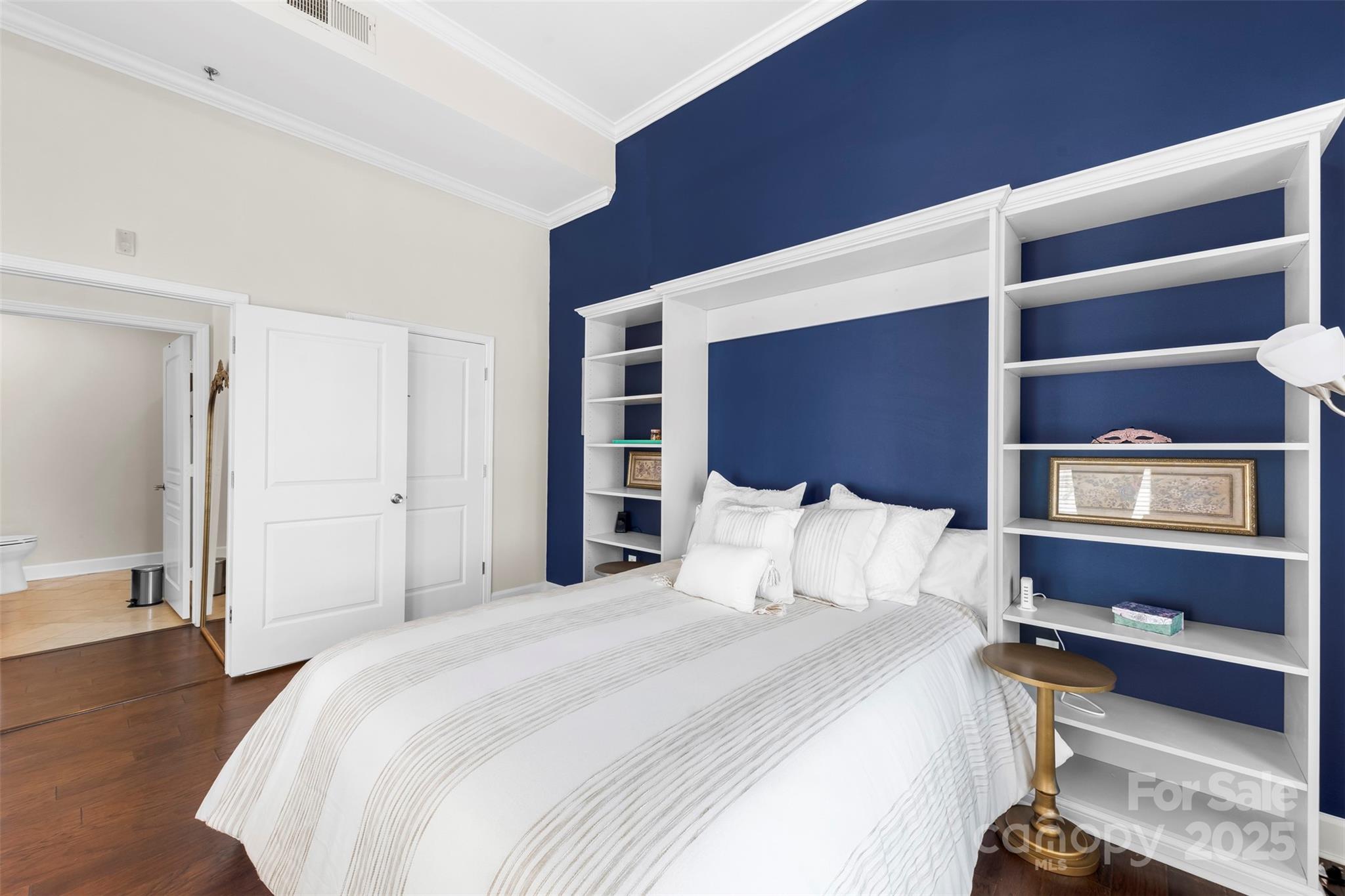 1315 E Boulevard Boulevard 204 Property Photo 28