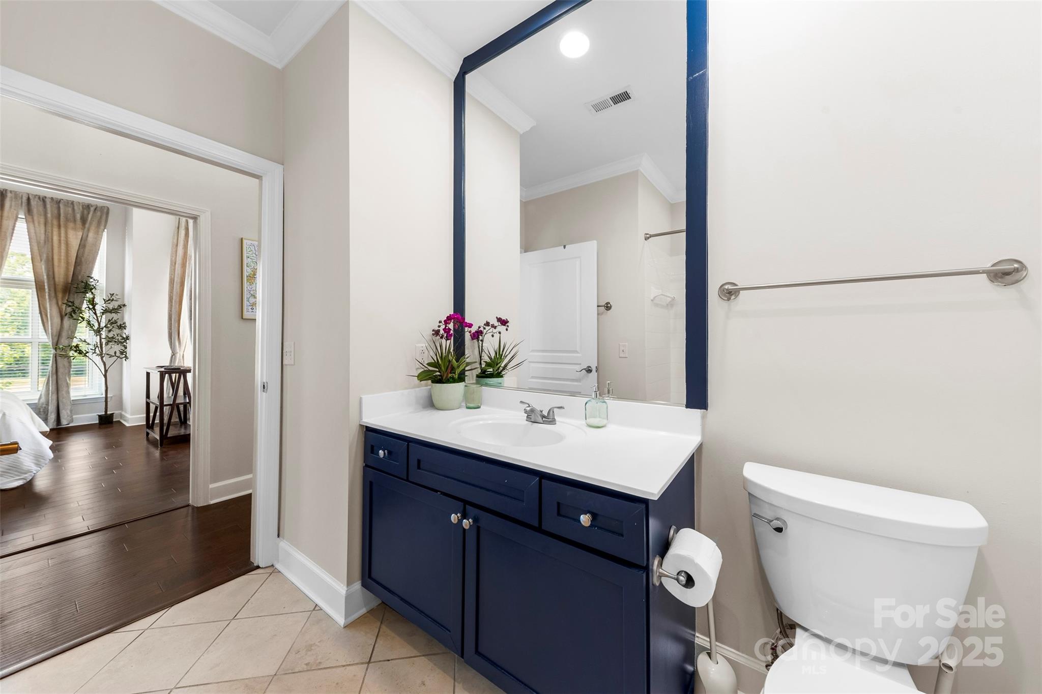 1315 E Boulevard Boulevard 204 Property Photo 33