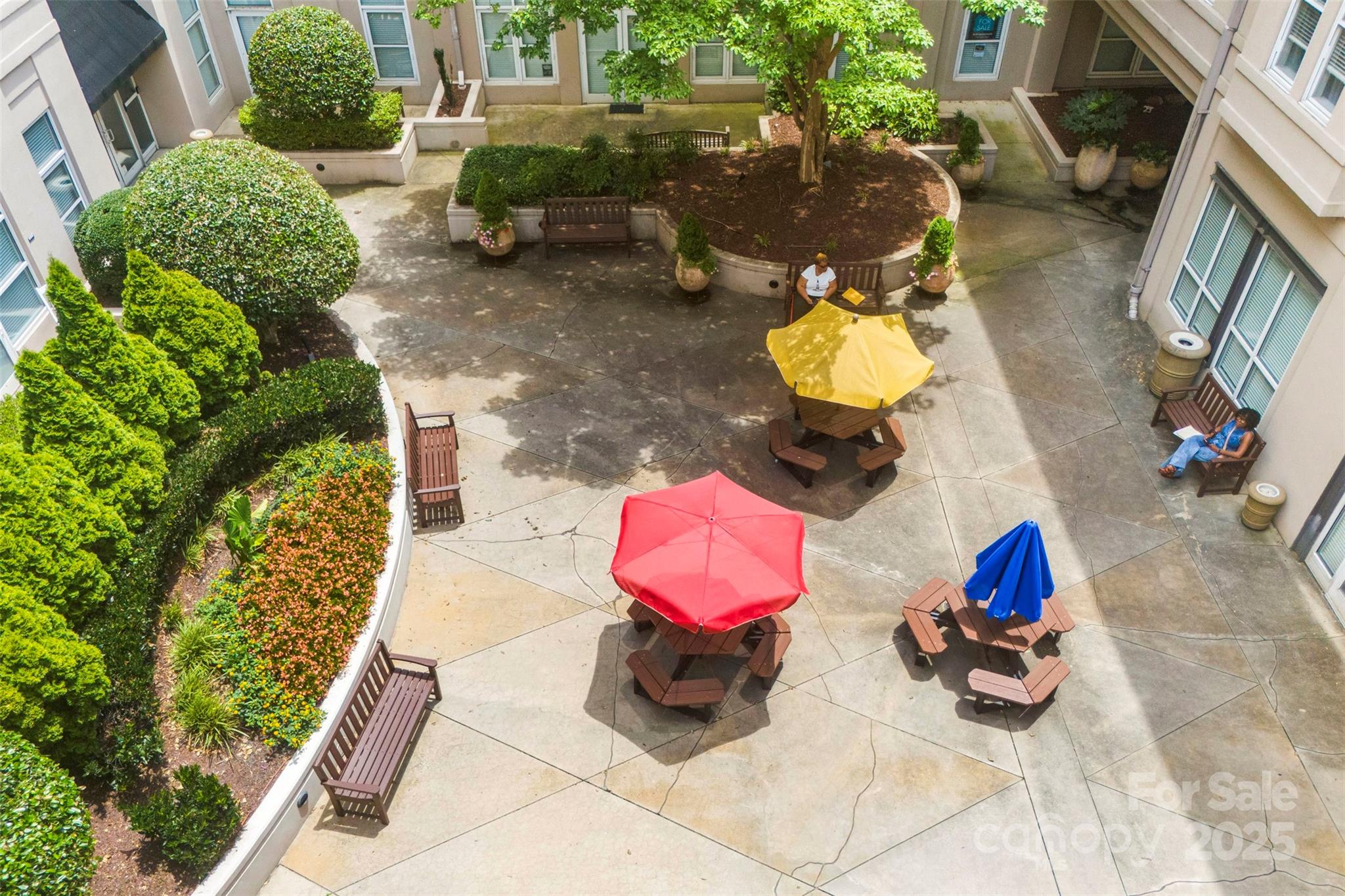 1315 E Boulevard Boulevard 204 Property Photo 37