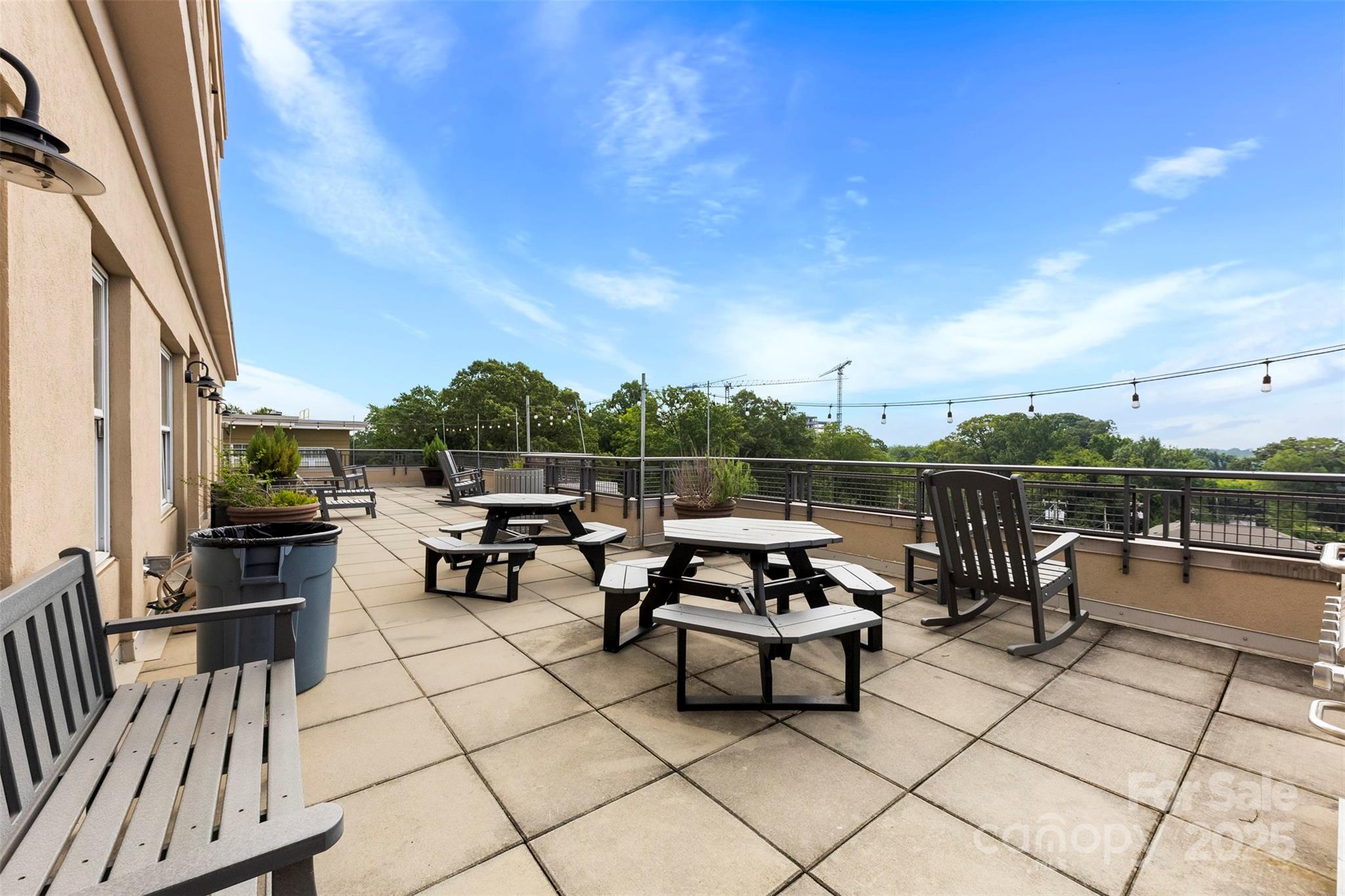 1315 E Boulevard Boulevard 204 Property Photo 39