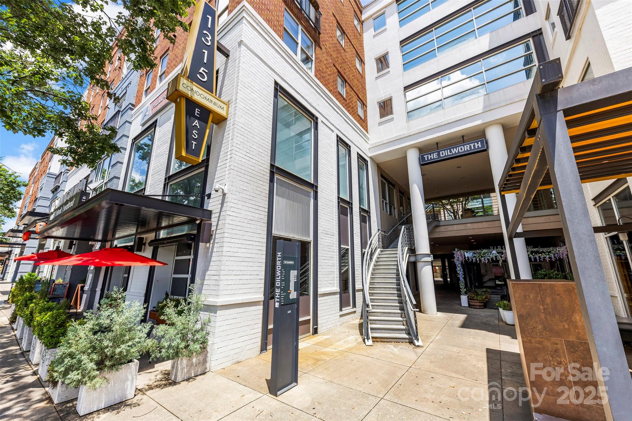 1315 E Boulevard Boulevard 204 Property Photo 44