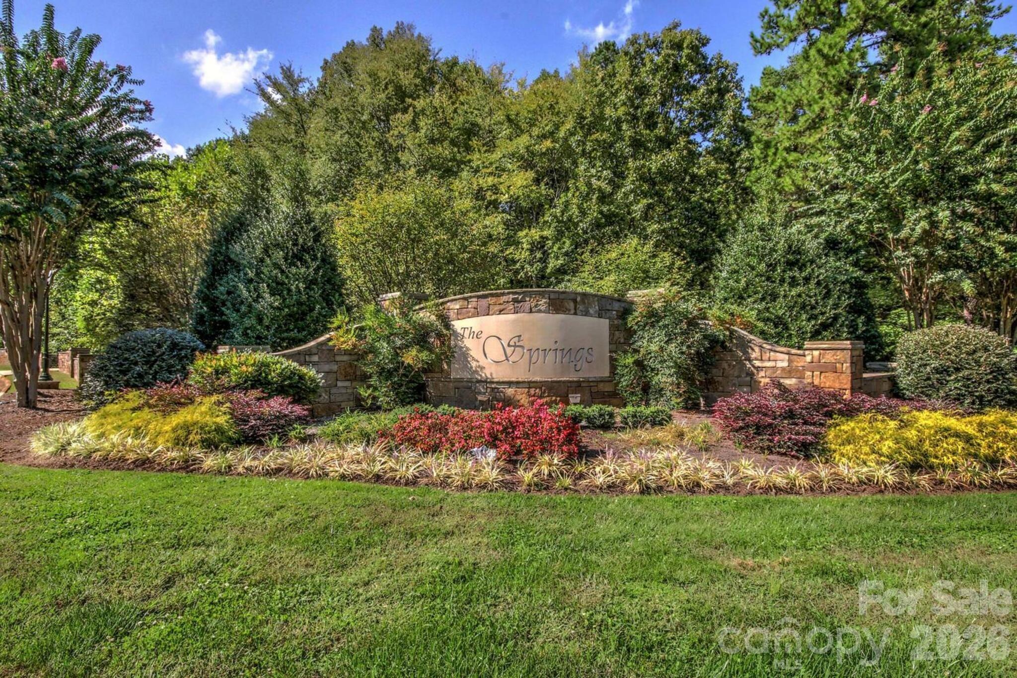 350 Pinnacle Trail Property Photo 1