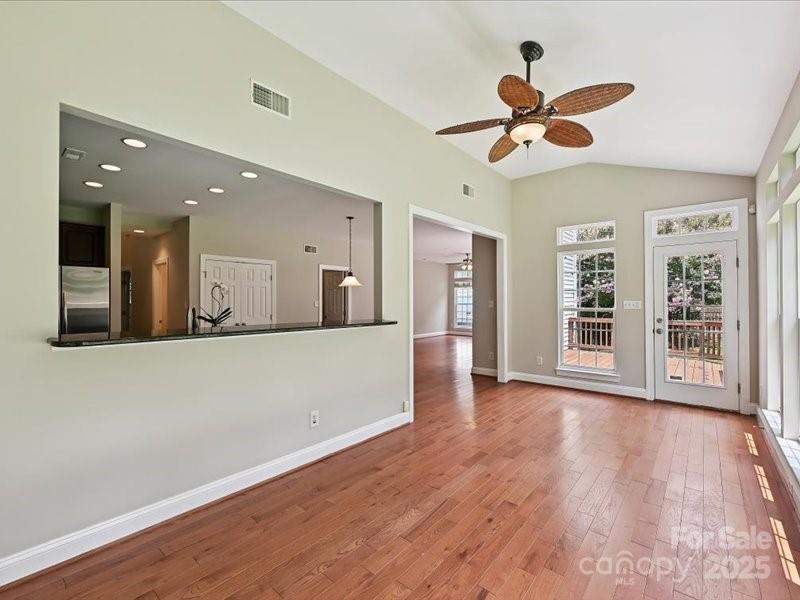 6932 Augustine Way Property Photo 22