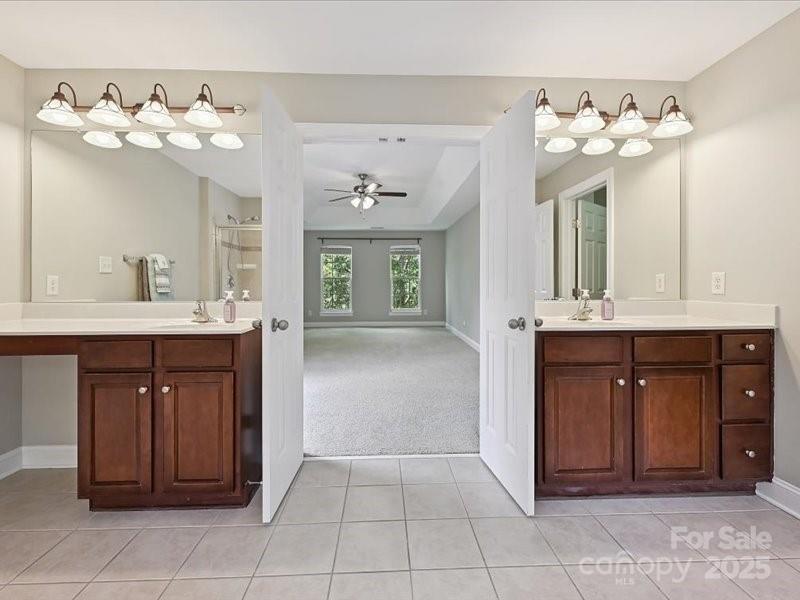 6932 Augustine Way Property Photo 34