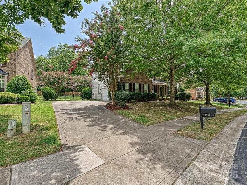 6932 Augustine Way Property Photo 45