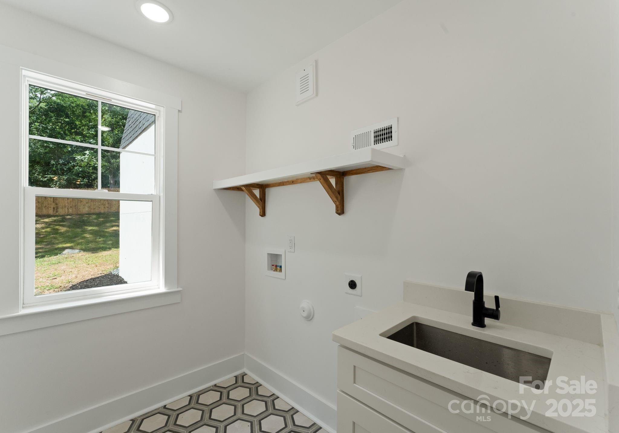 6326 Cedar Croft Drive Property Photo 30