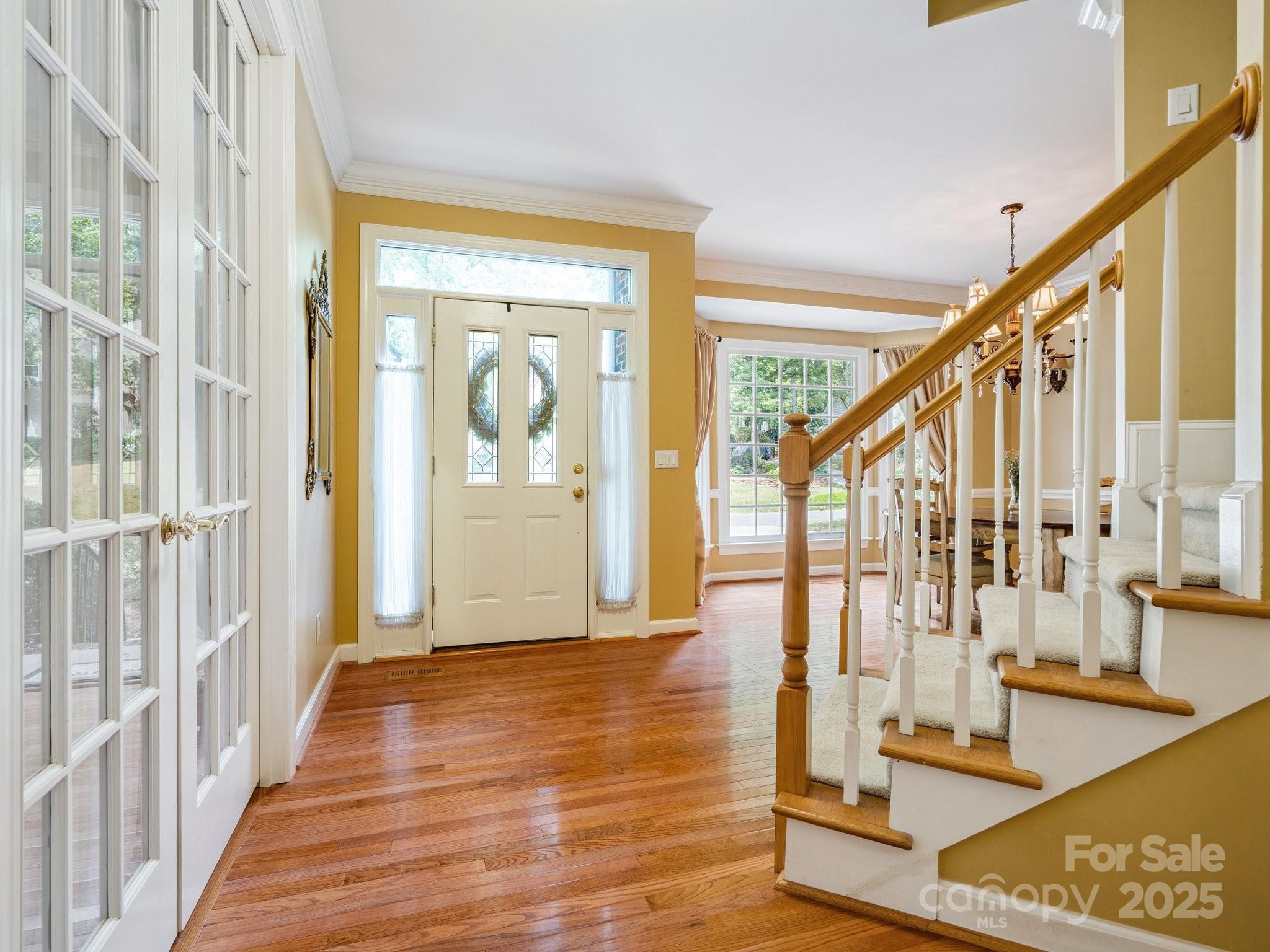 423 Shrewsbury Lane Property Photo 3