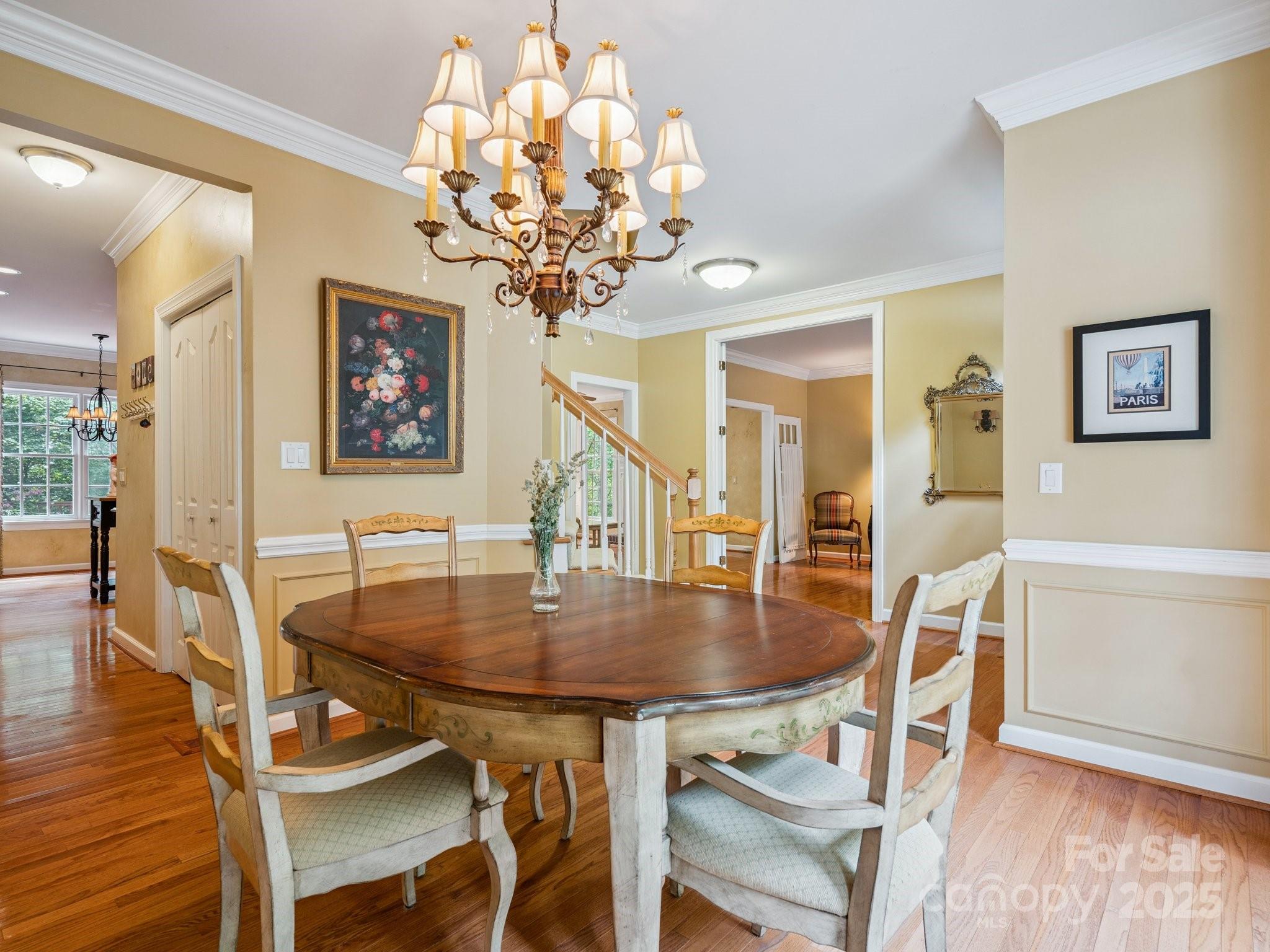 423 Shrewsbury Lane Property Photo 6