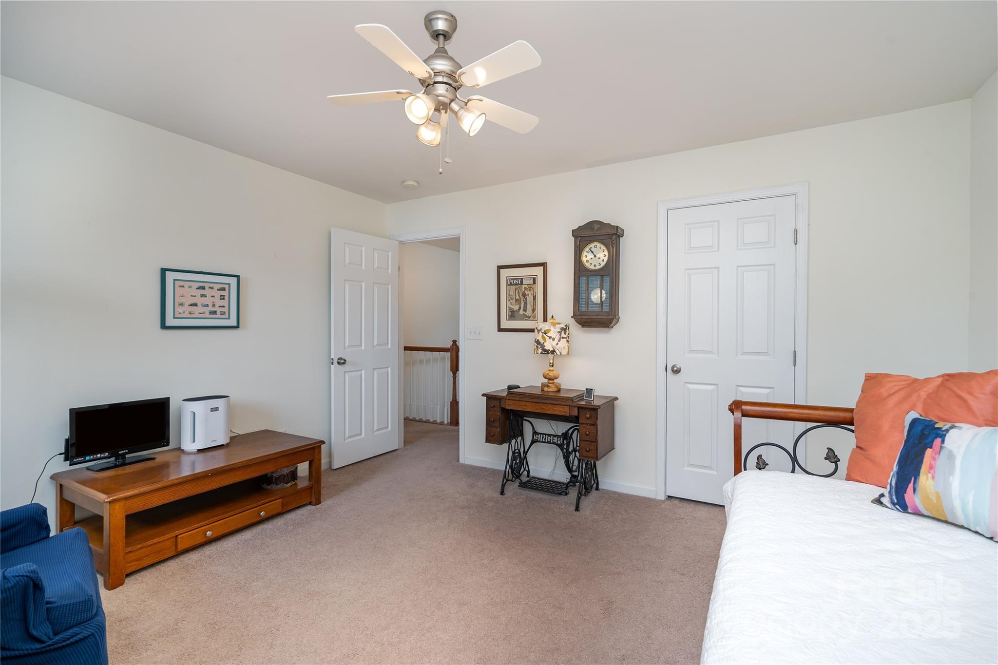 8122 Bridgegate Drive Property Photo 19