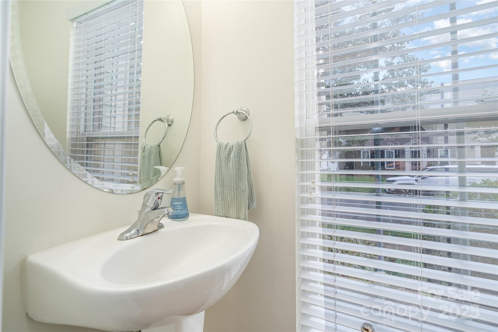 8122 Bridgegate Drive Property Photo 26