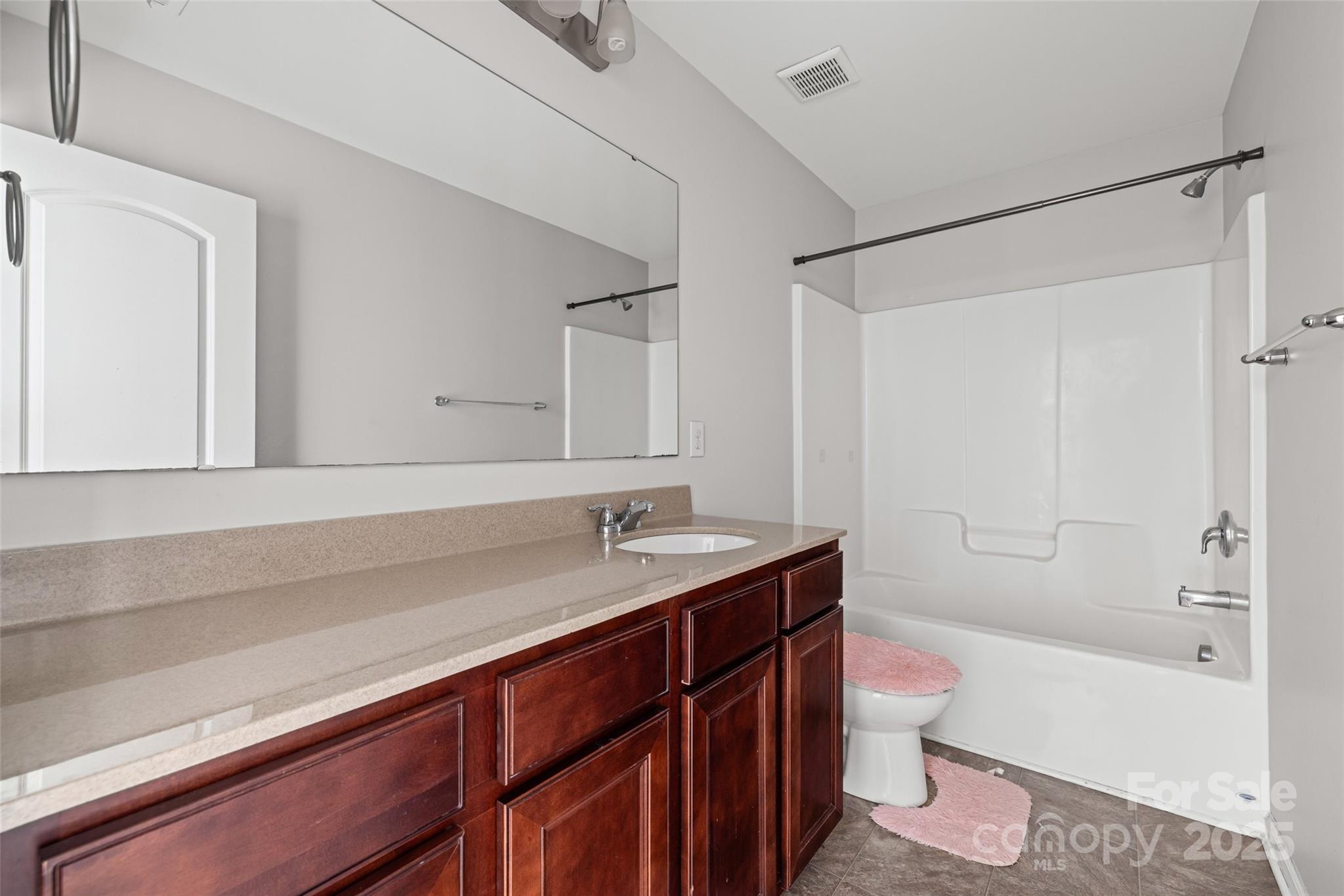 10426 Kempsford Drive Property Photo 30