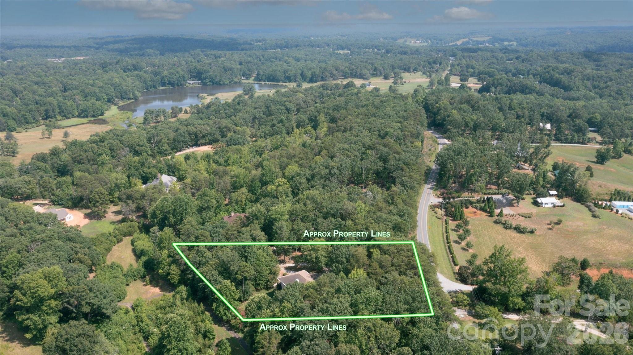 25 Towhee Trail Property Photo 6