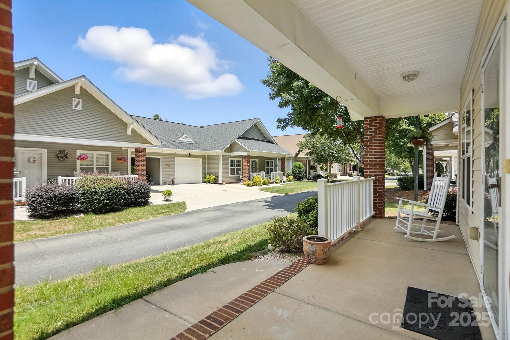 2339 Granville Place A Property Photo 3