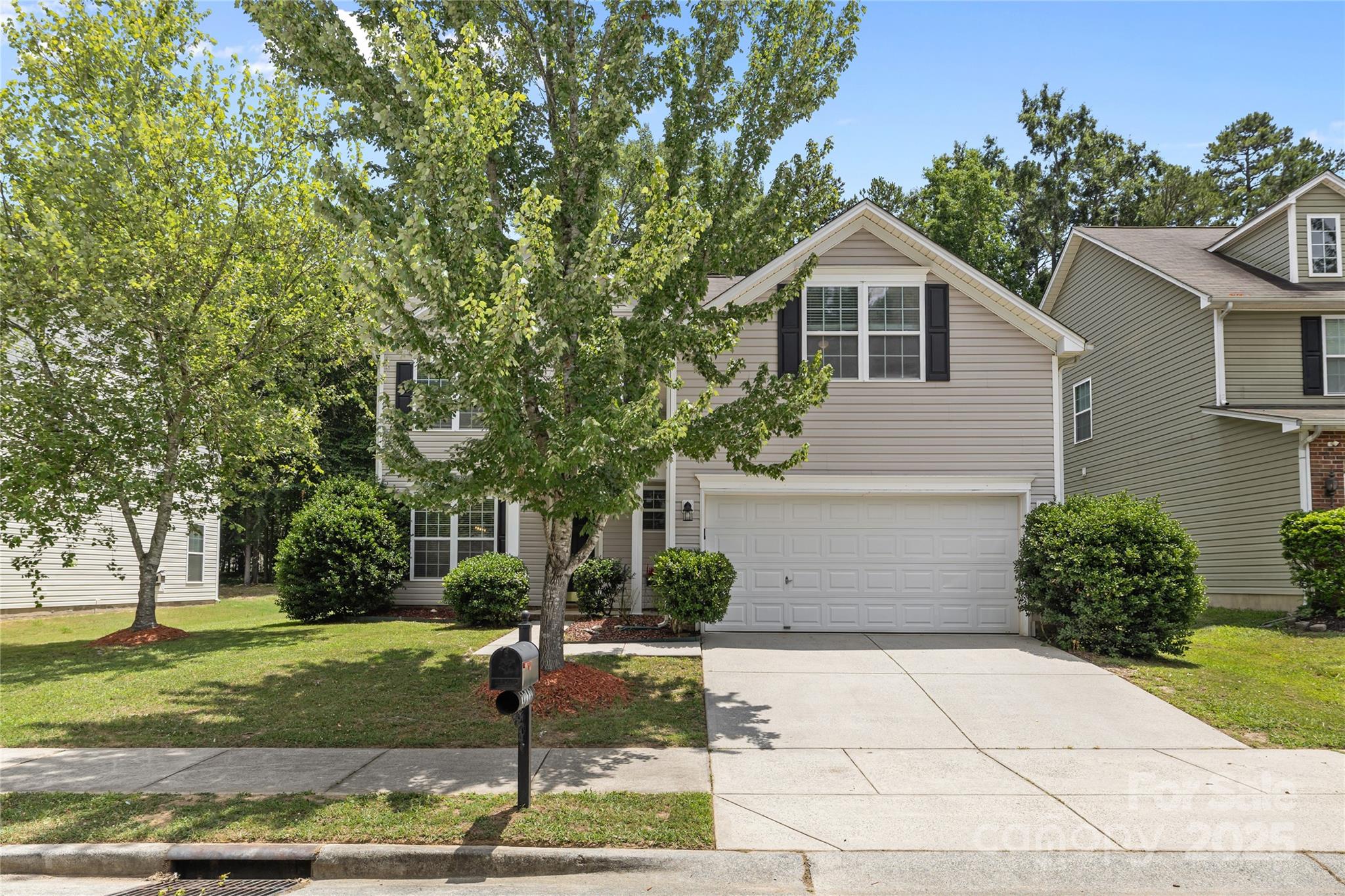3018 Early Rise Avenue Property Photo 2