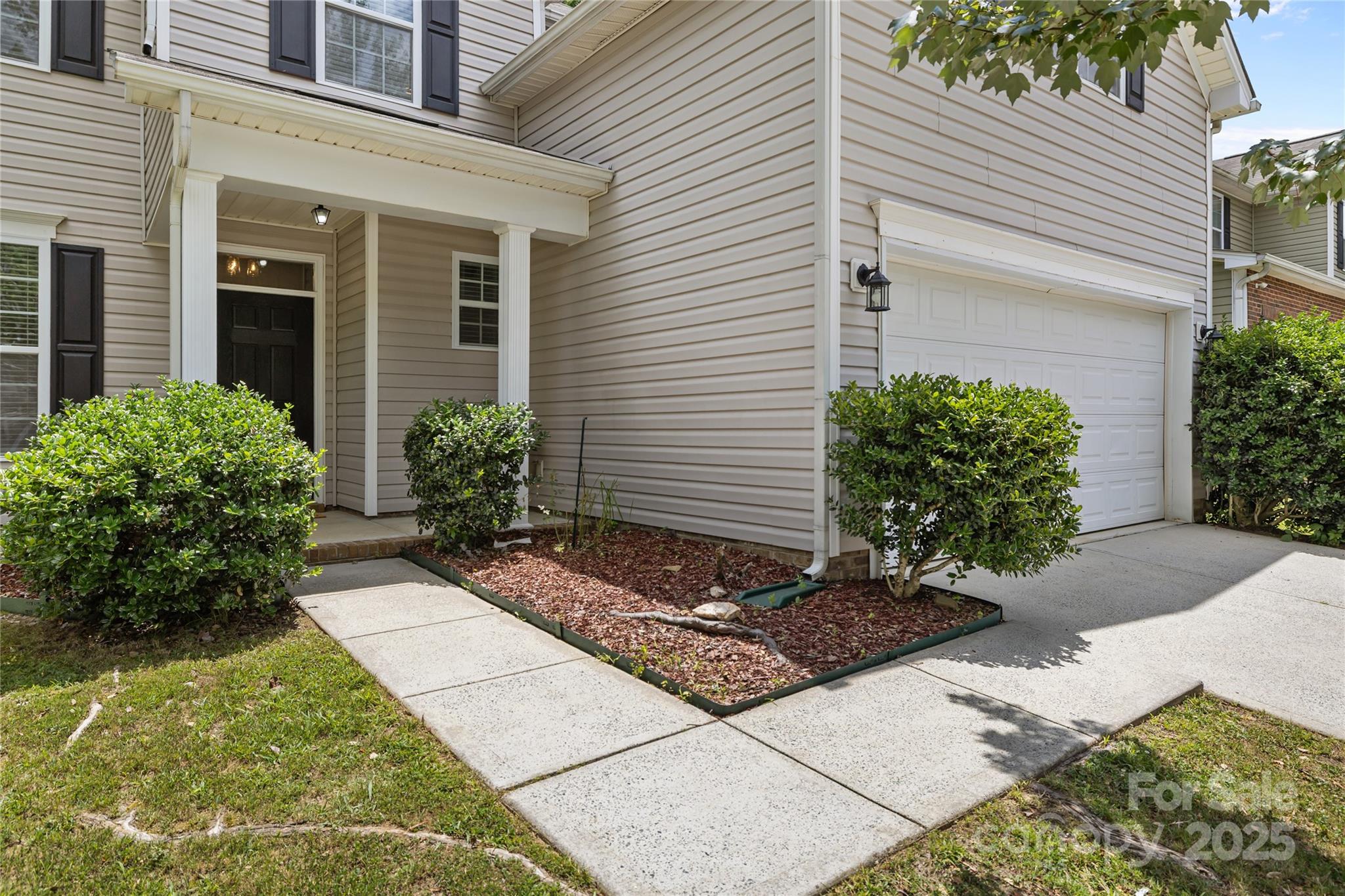 3018 Early Rise Avenue Property Photo 3