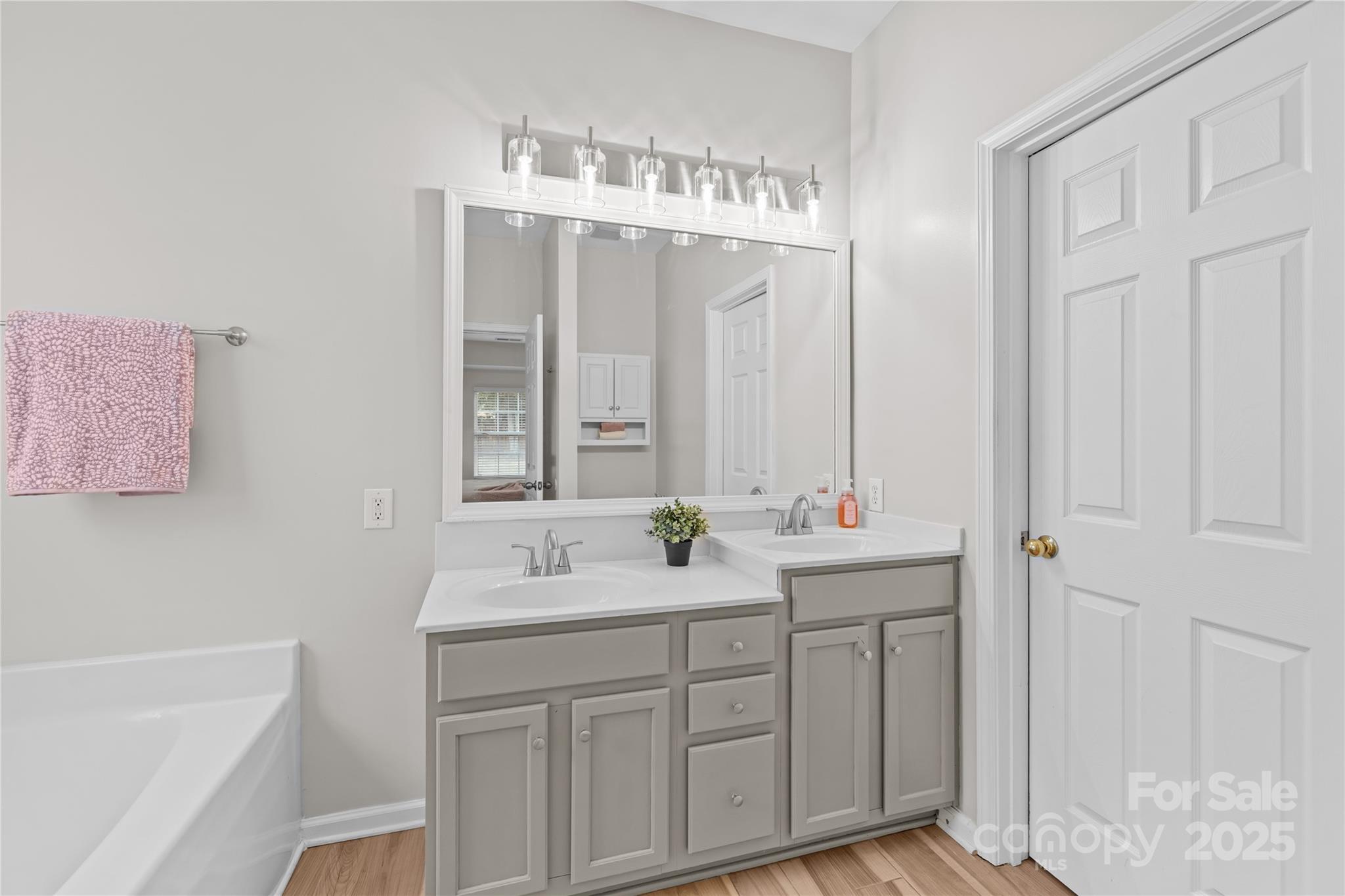 3018 Early Rise Avenue Property Photo 19