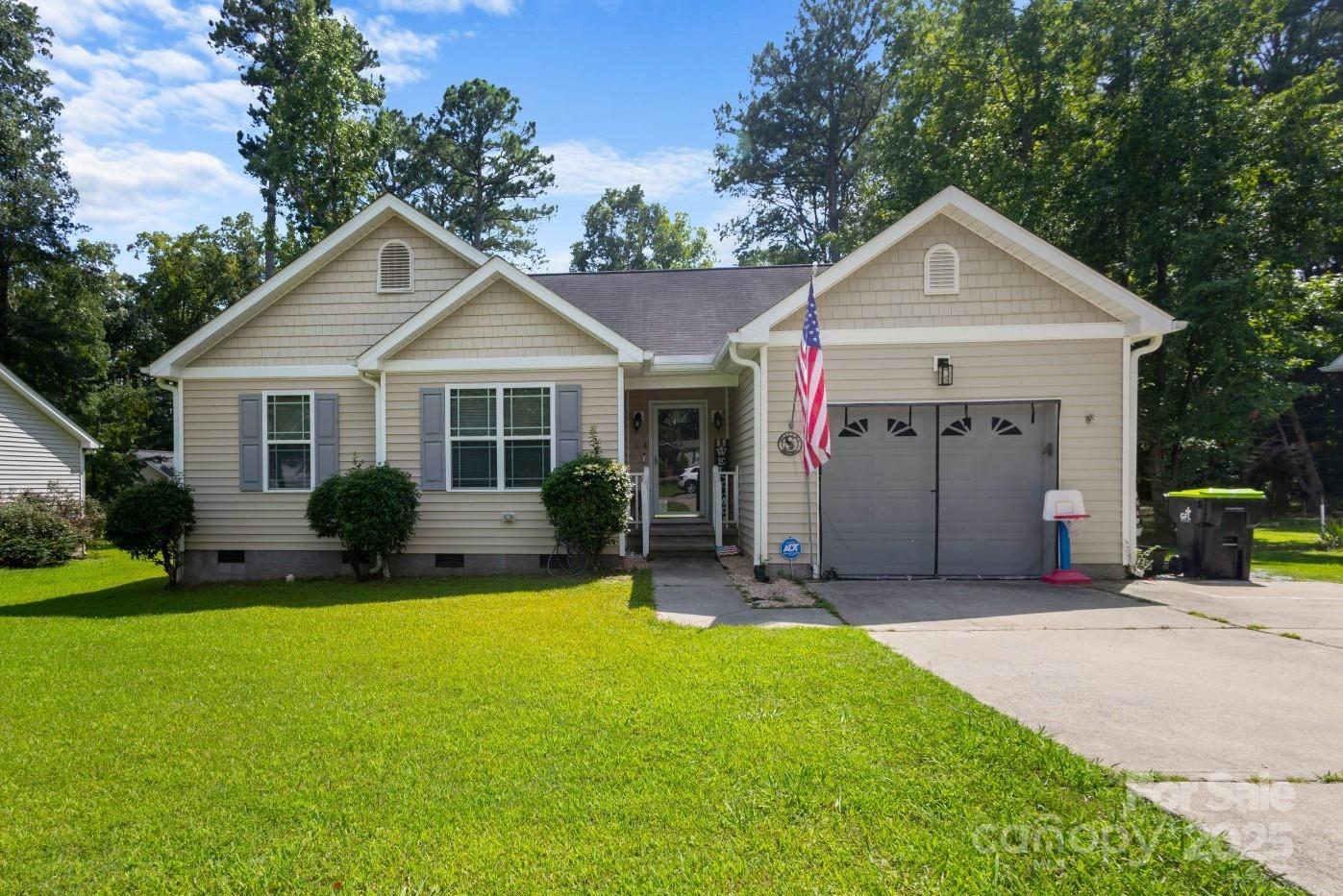 1198 E Middleton Drive Property Photo 1