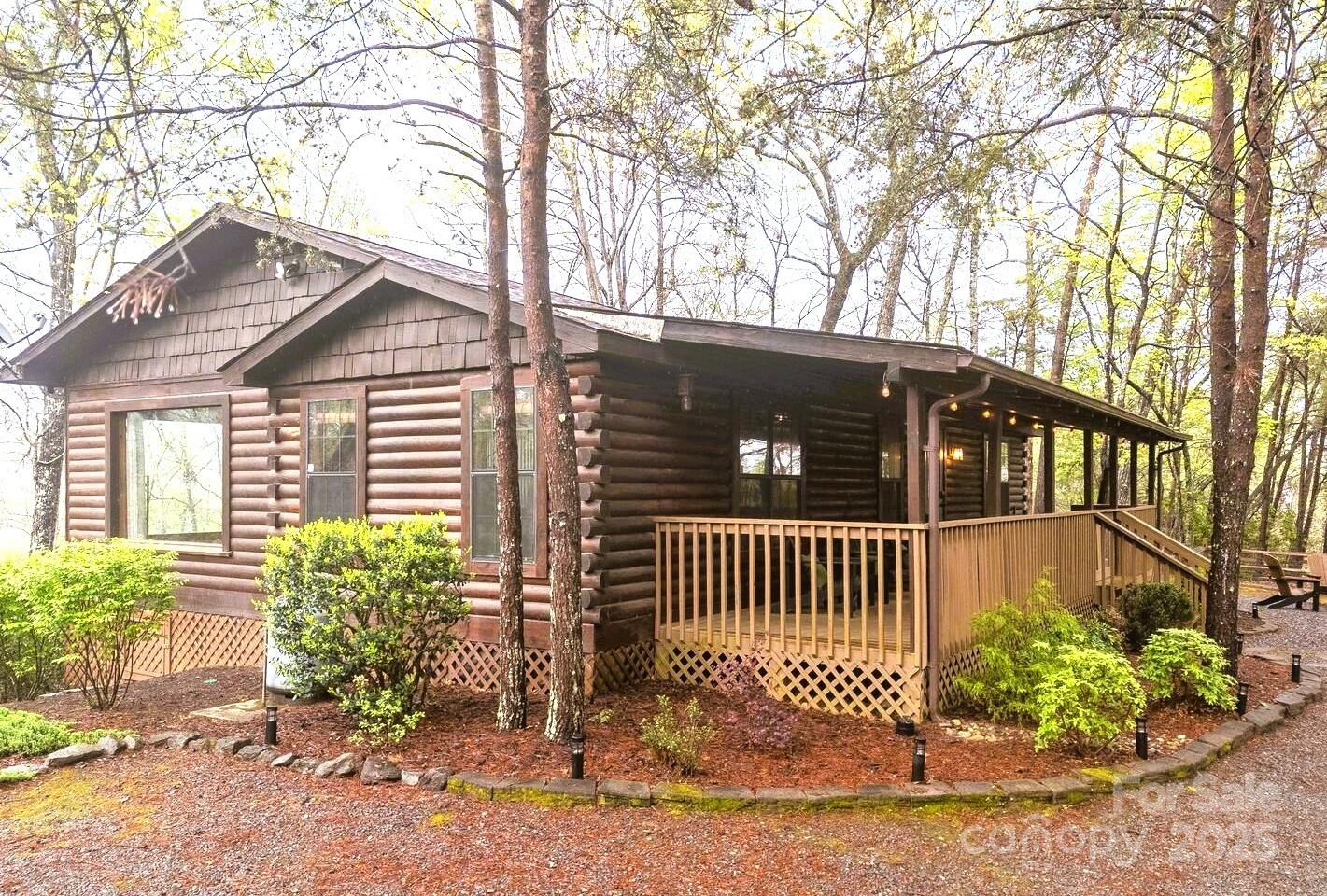 590 Raven Boulevard Property Photo 1