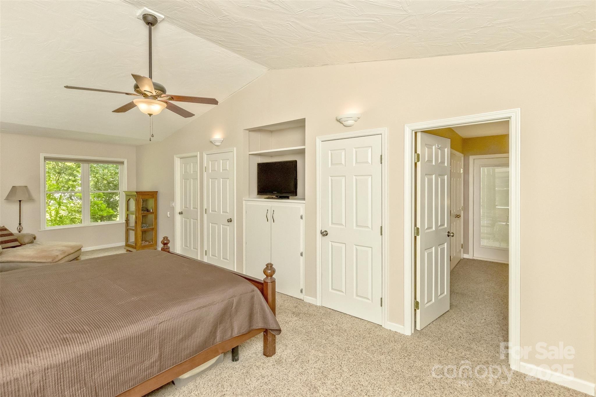 15 Beaverdam Knoll Road Property Photo 17