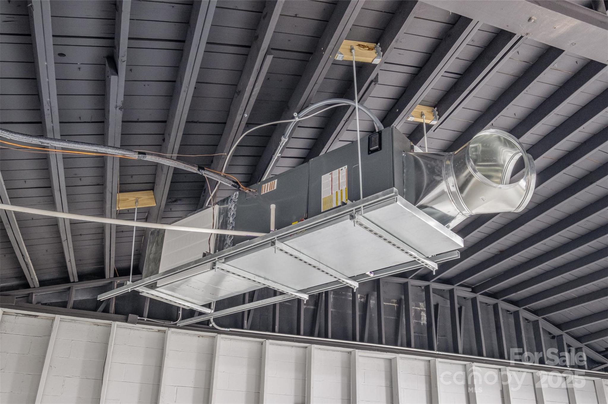 702 Linwood Road Property Photo 15