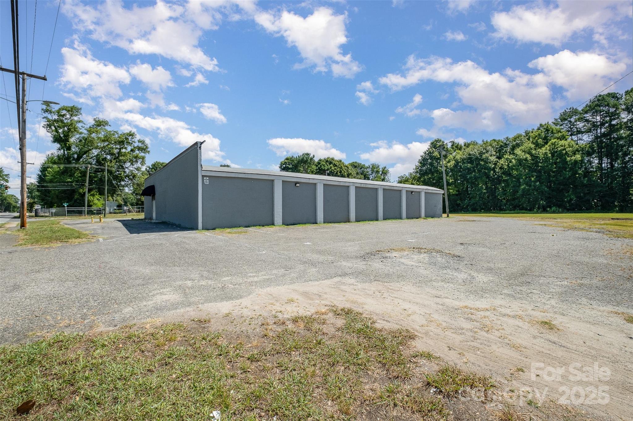 702 Linwood Road Property Photo 21