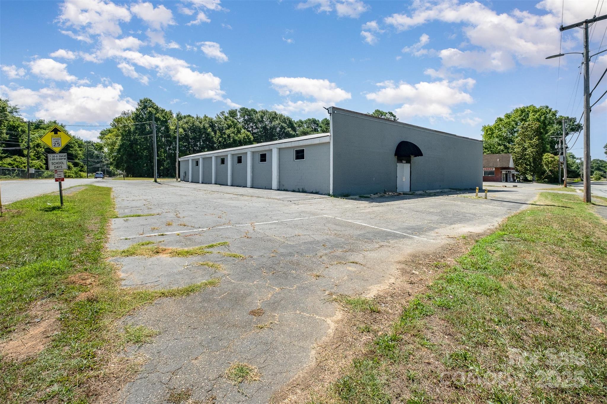 702 Linwood Road Property Photo 23