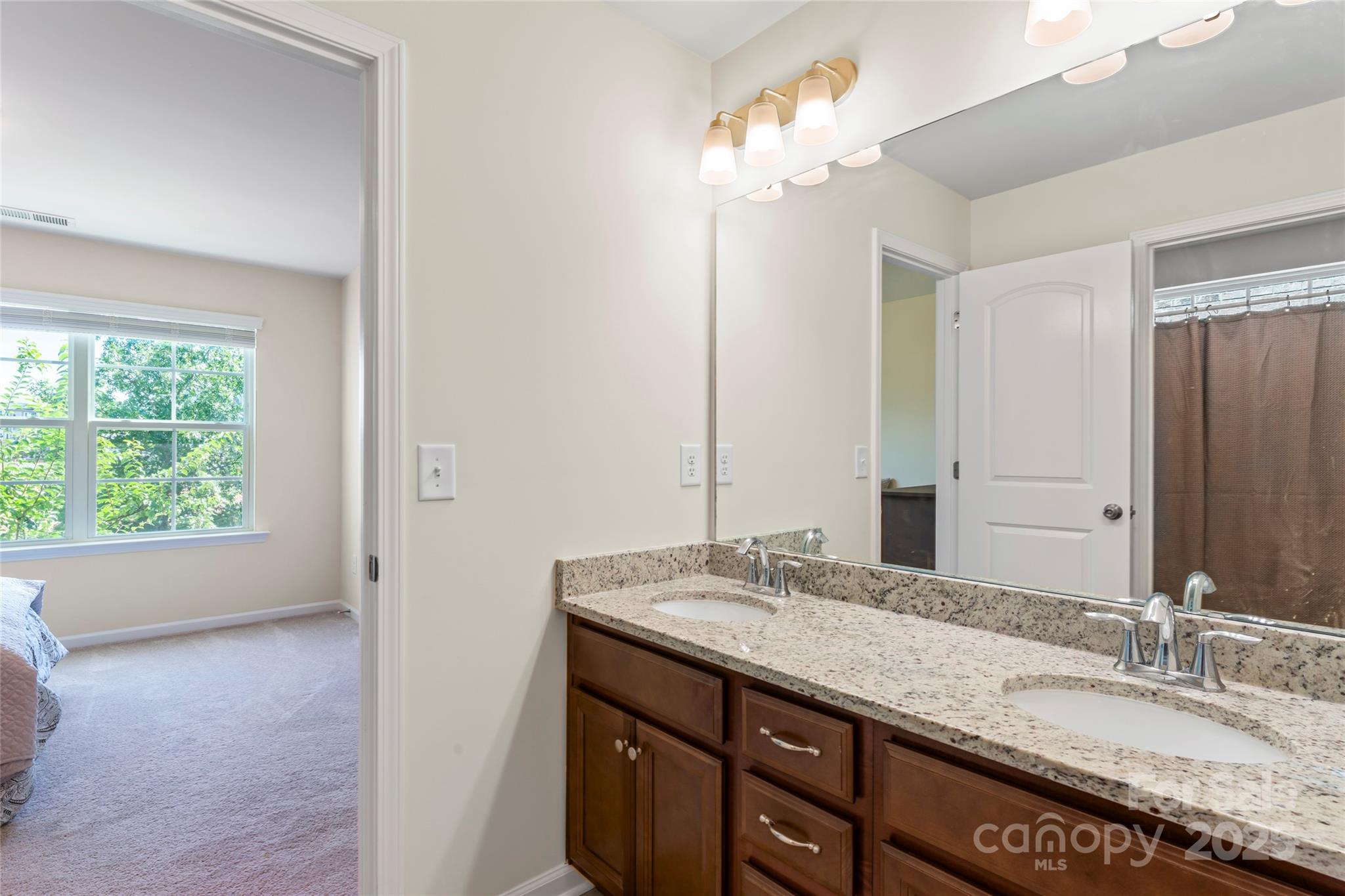 11435 Red Rust Lane Property Photo 38